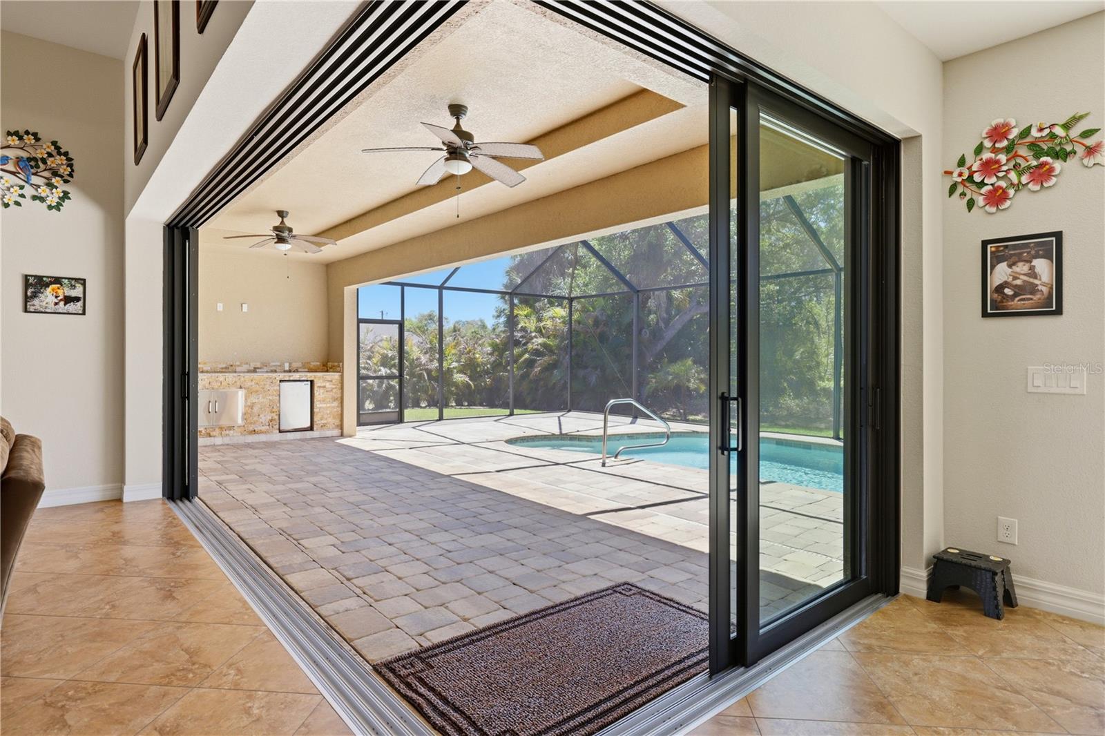 Image 18 of 46 For 2285 Nordendale Boulevard