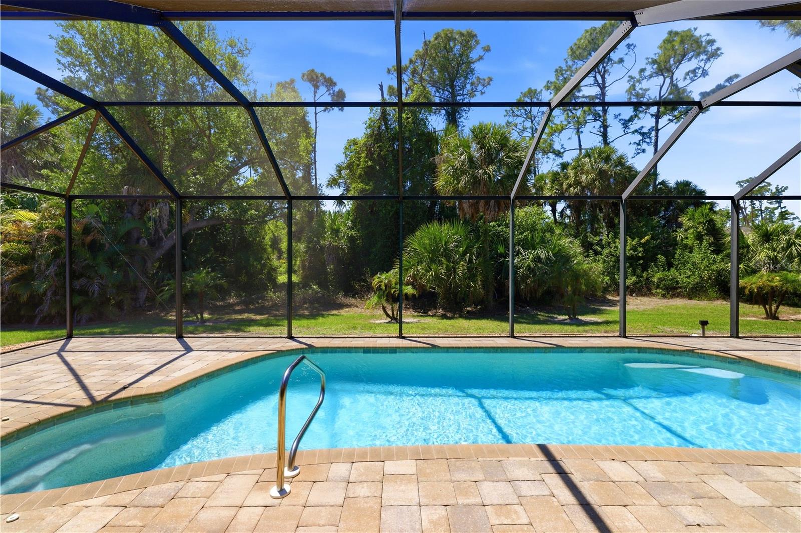 Image 19 of 46 For 2285 Nordendale Boulevard