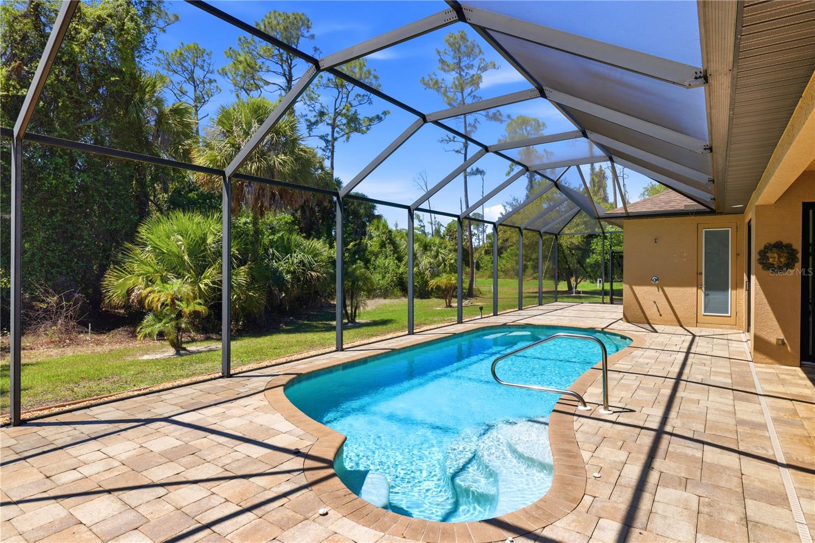 Image 20 of 46 For 2285 Nordendale Boulevard