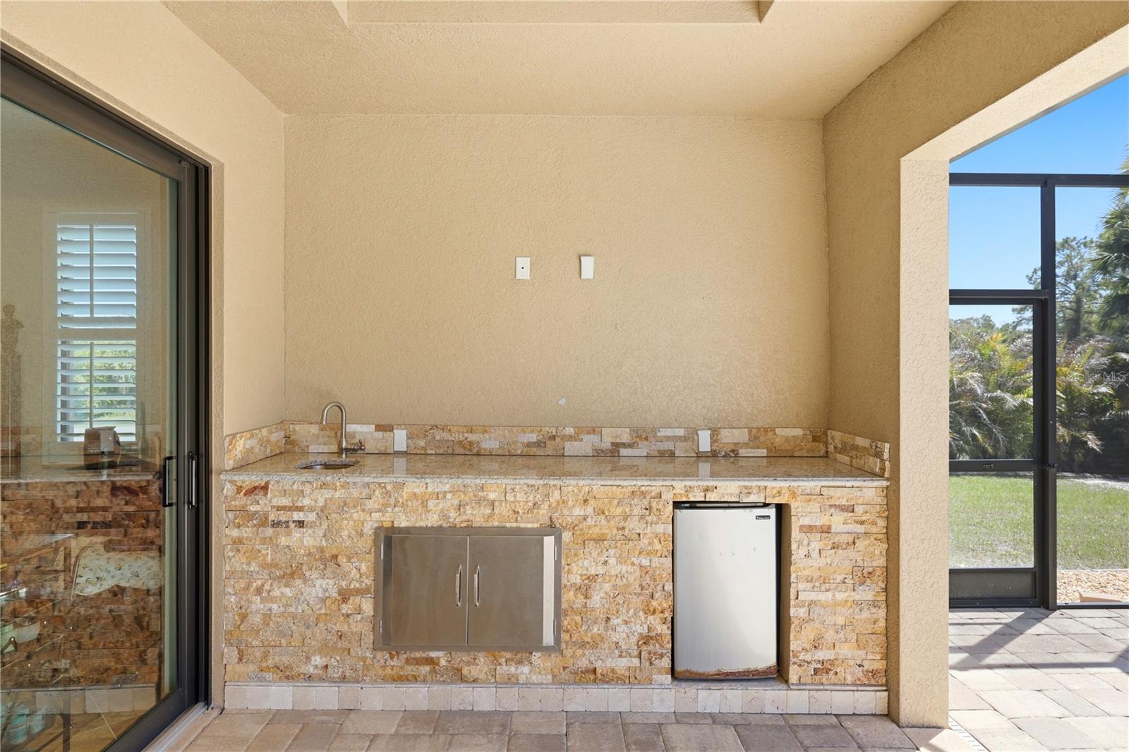 Image 25 of 46 For 2285 Nordendale Boulevard