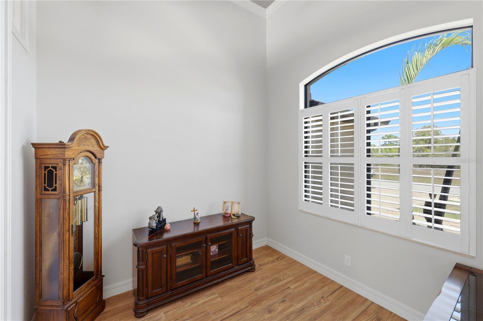 Image 26 of 46 For 2285 Nordendale Boulevard