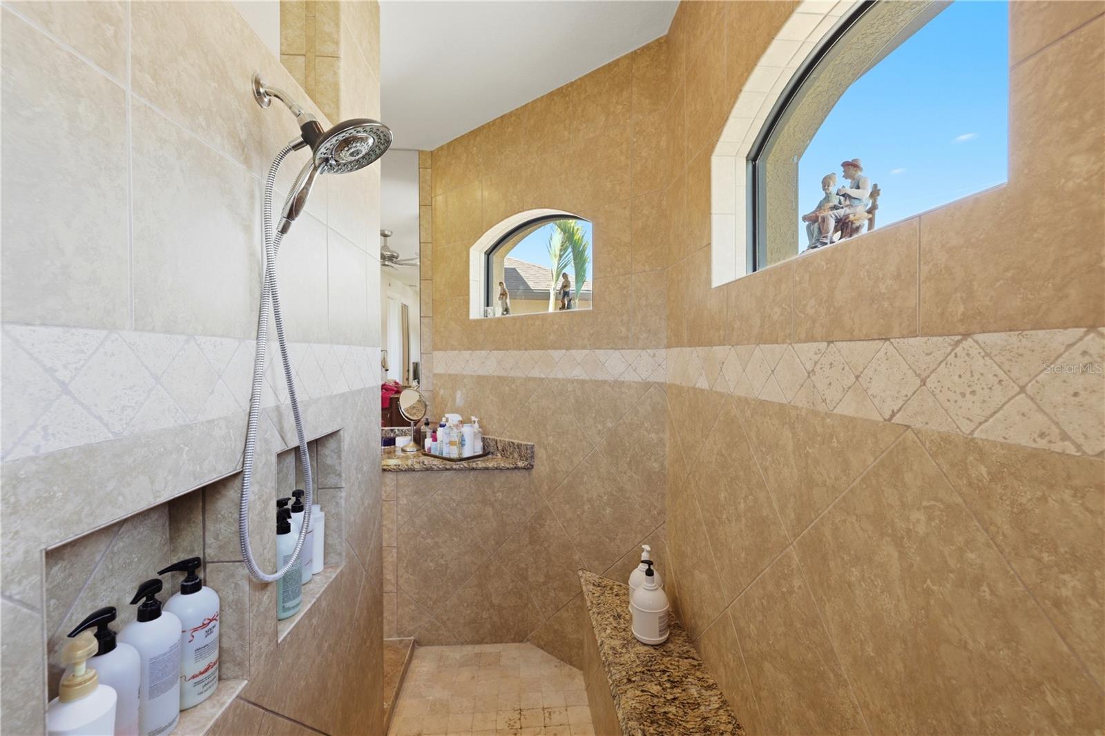 Image 33 of 46 For 2285 Nordendale Boulevard