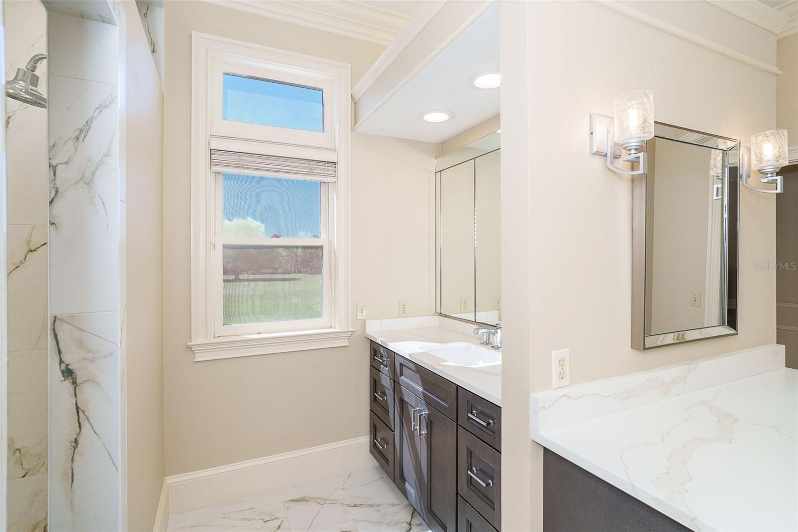 Image 27 of 73 For 9299 Lipe Road