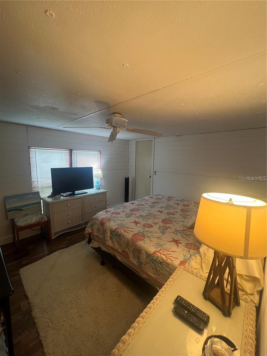 Image 4 of 13 For 7502 Fulmar Avenue