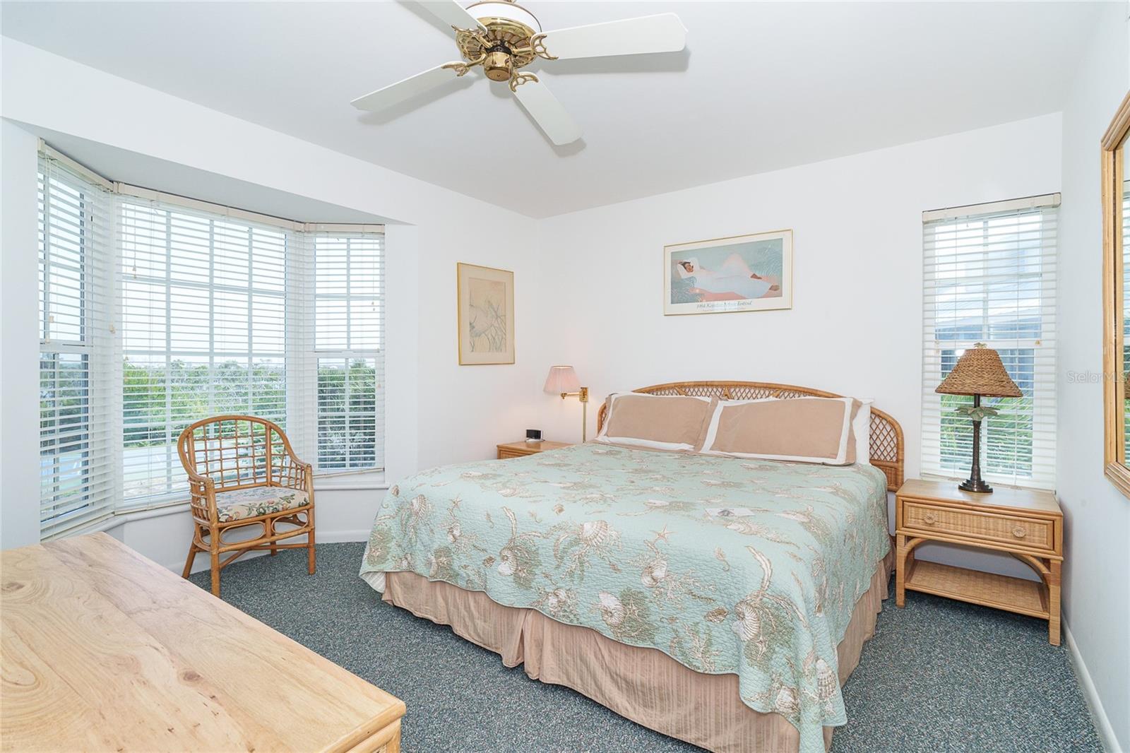 Image 21 of 29 For 7438 Palm Island Drive 3721