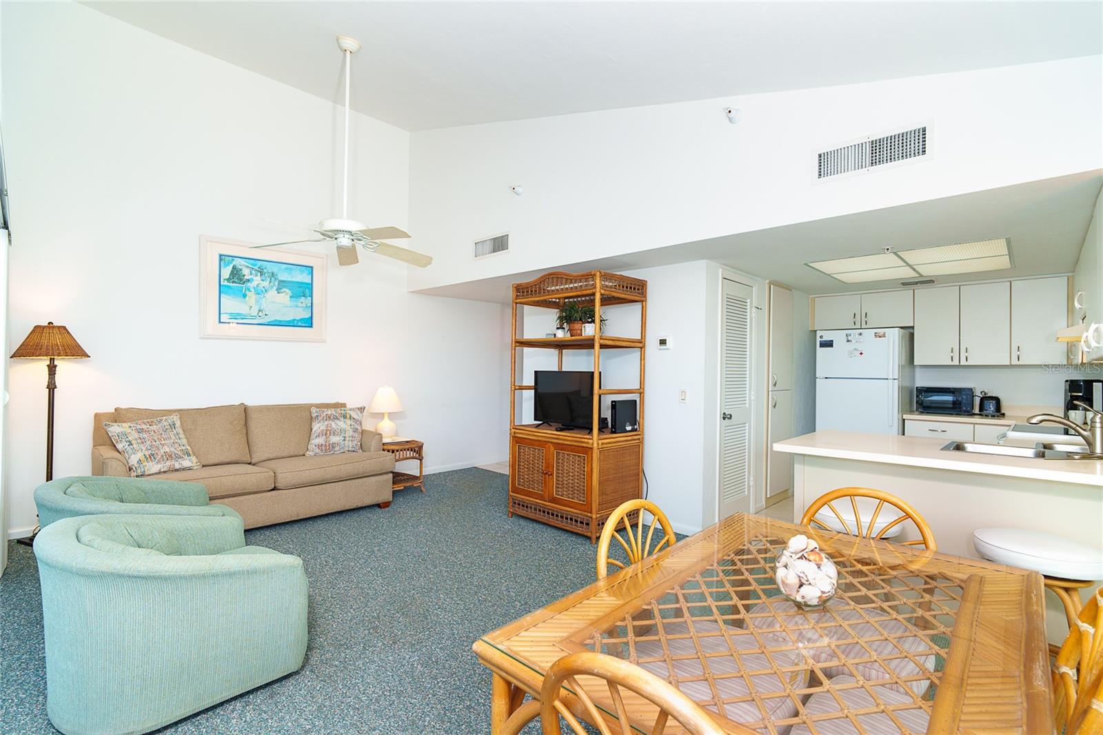 Image 5 of 29 For 7438 Palm Island Drive 3721