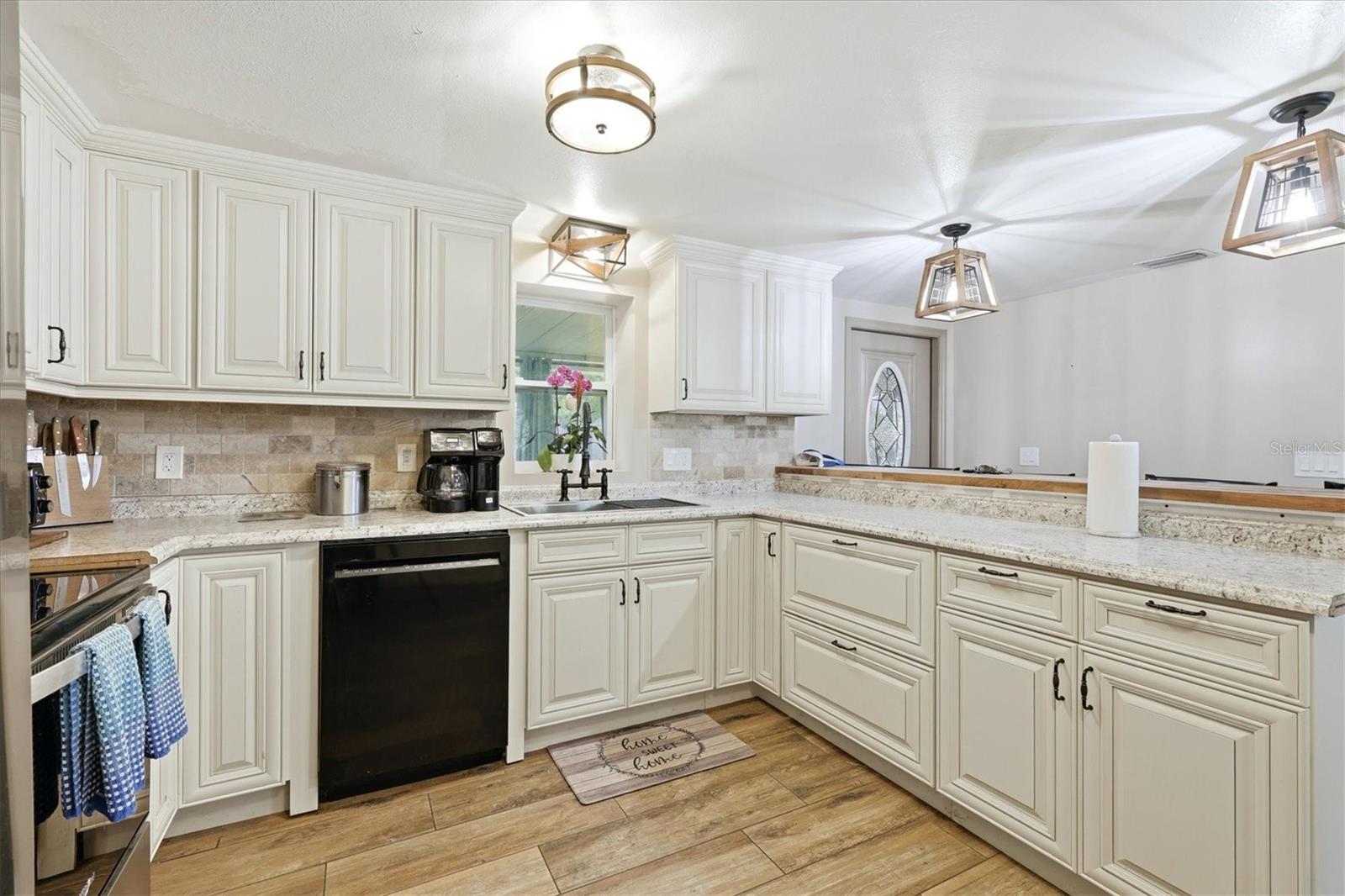 Image 10 of 24 For 8362 Pelican Road