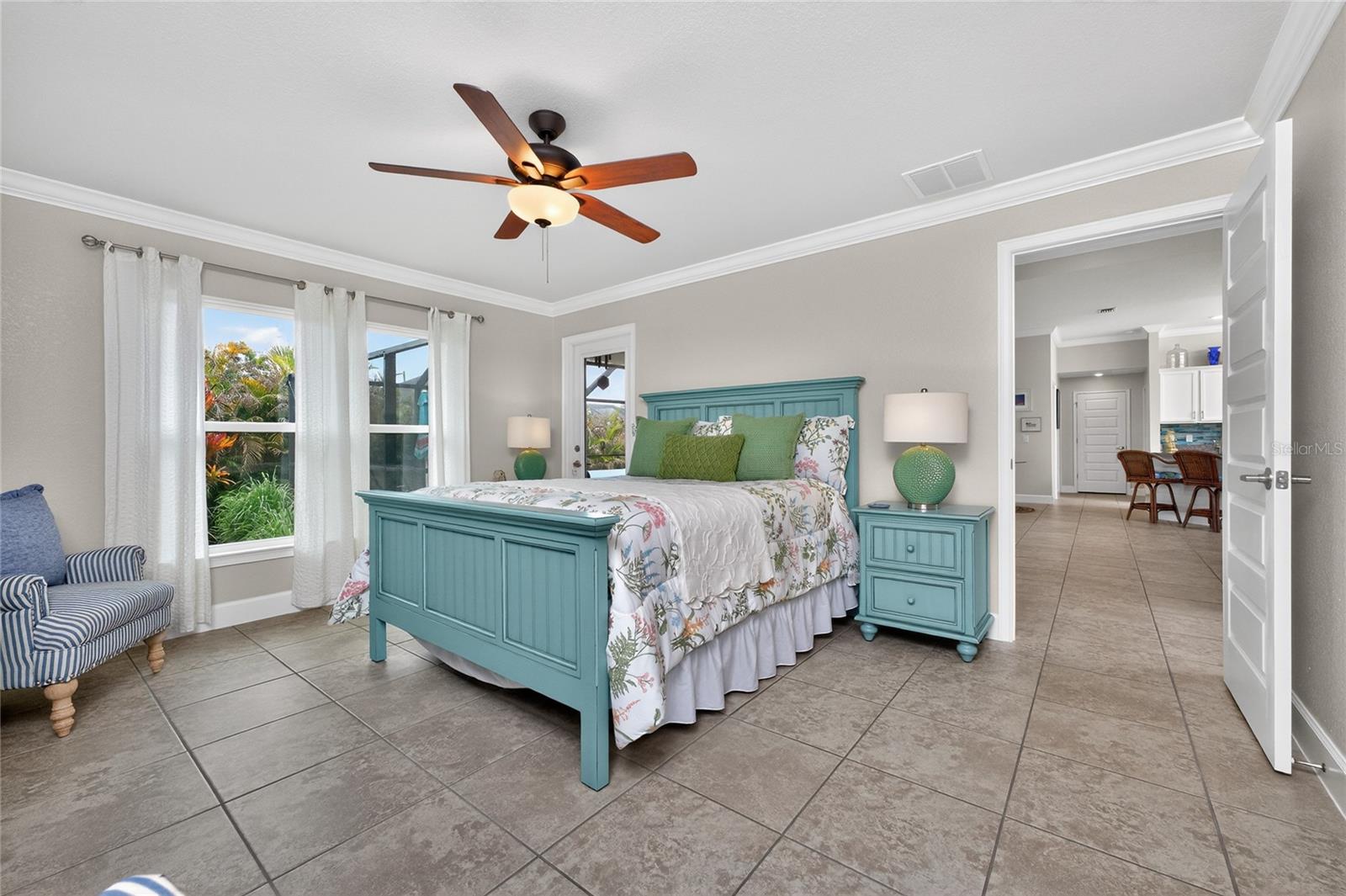 Image 23 of 64 For 185 Hercules Drive