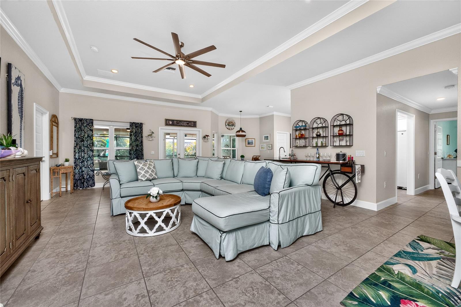 Image 4 of 64 For 185 Hercules Drive