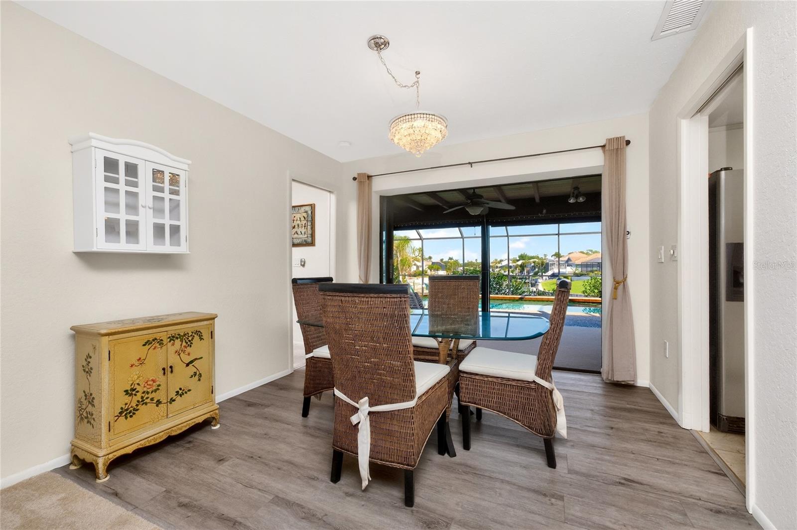 Image 7 of 55 For 413 Eden Drive