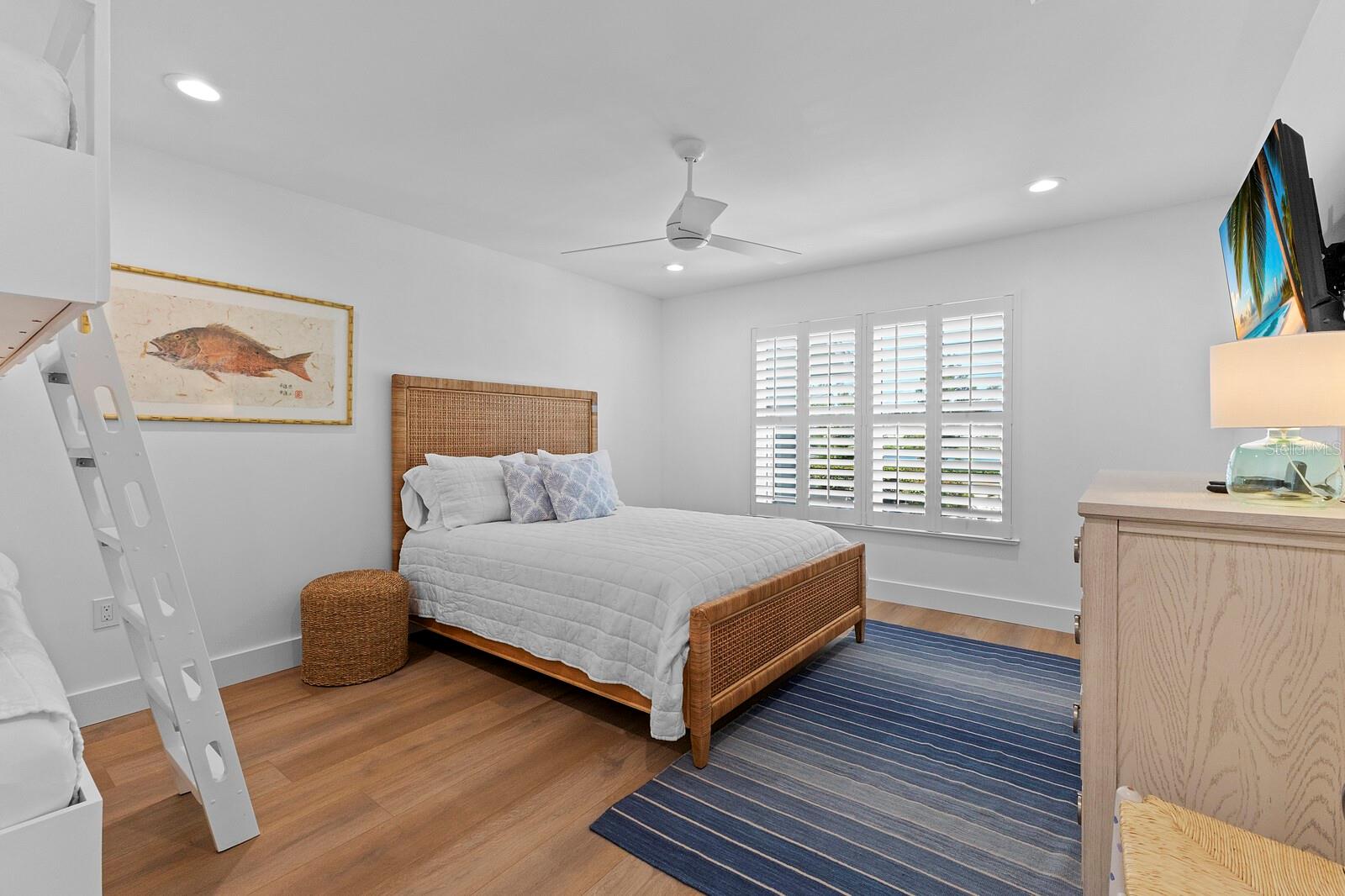 Image 25 of 40 For 6010 Boca Grande Causeway C32