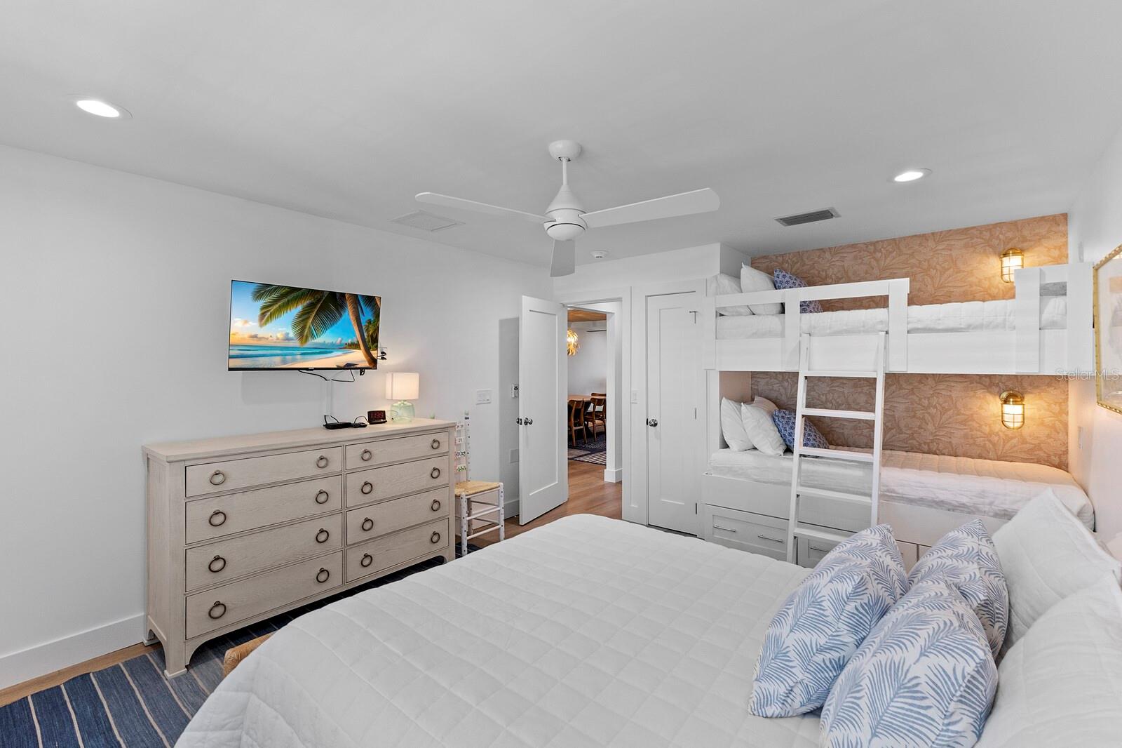 Image 26 of 40 For 6010 Boca Grande Causeway C32