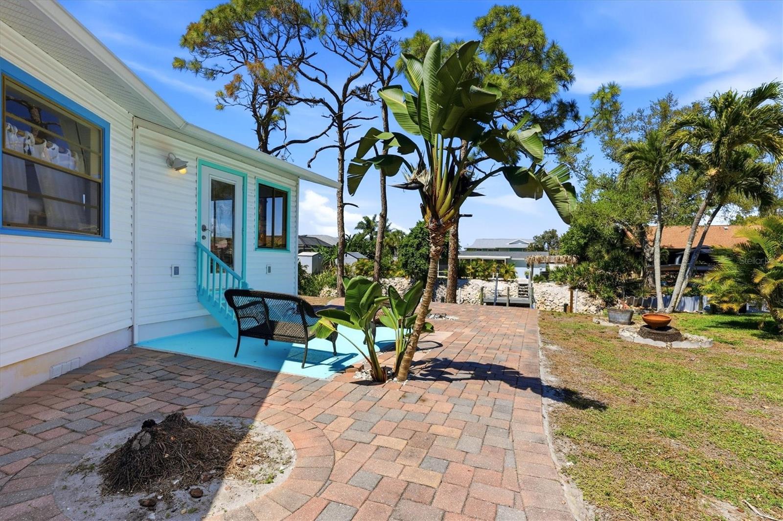 Image 31 of 58 For 1052 Kant Street