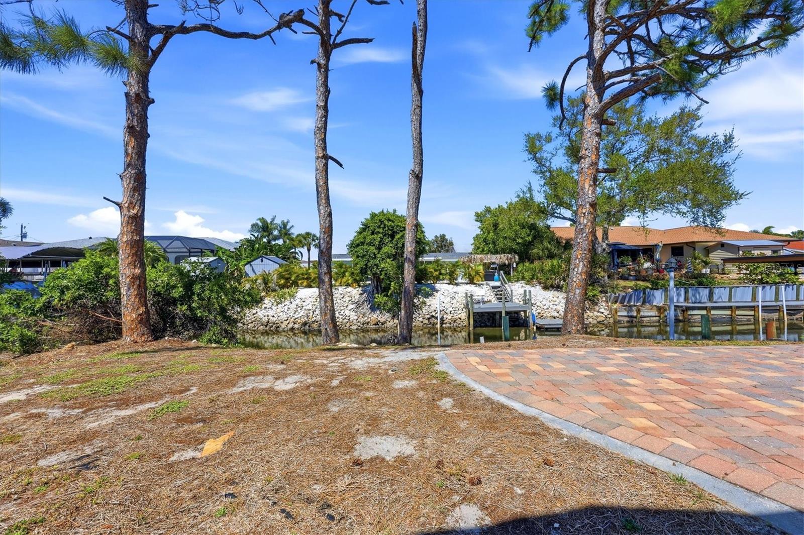 Image 36 of 58 For 1052 Kant Street