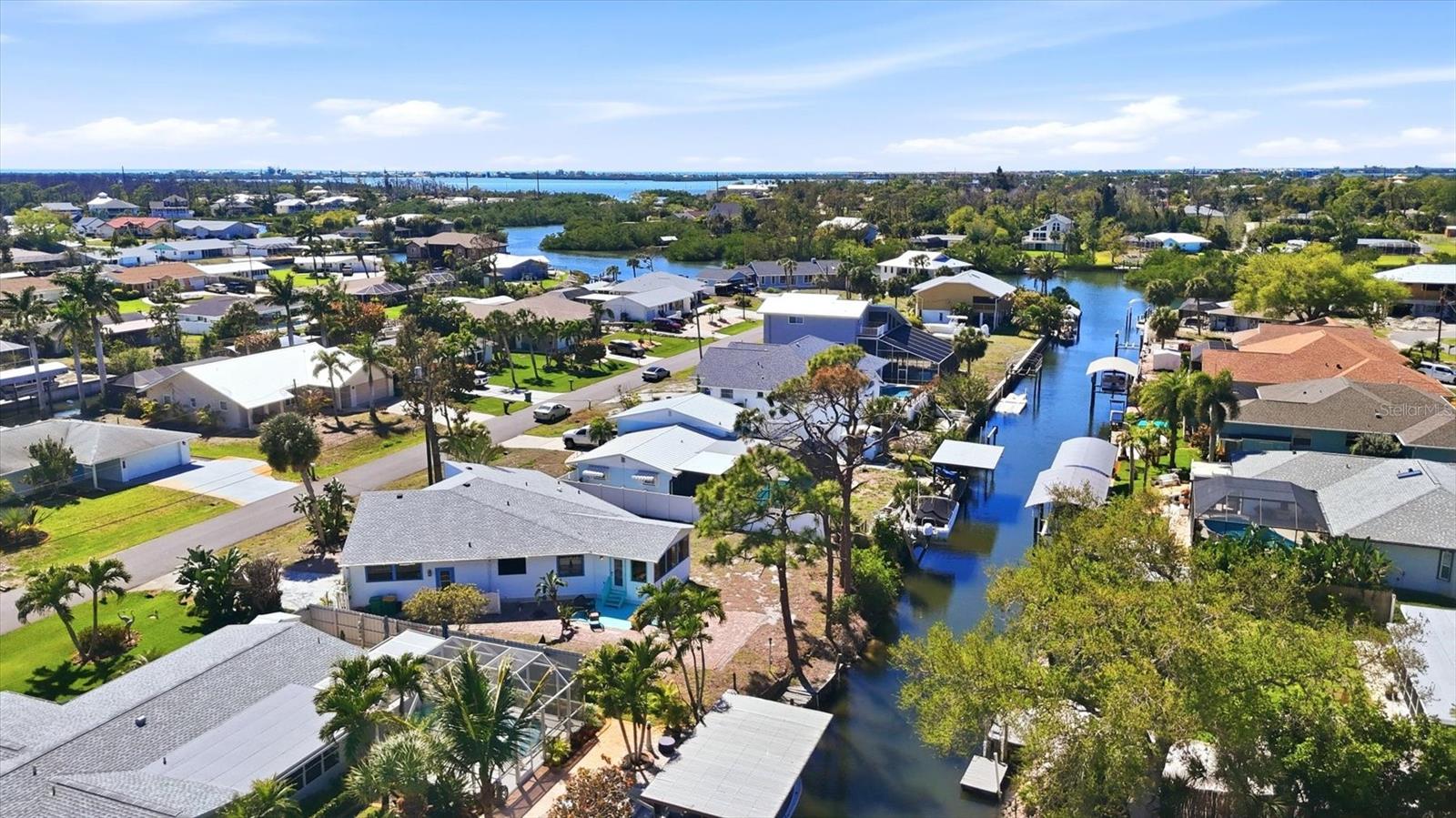 Image 41 of 58 For 1052 Kant Street