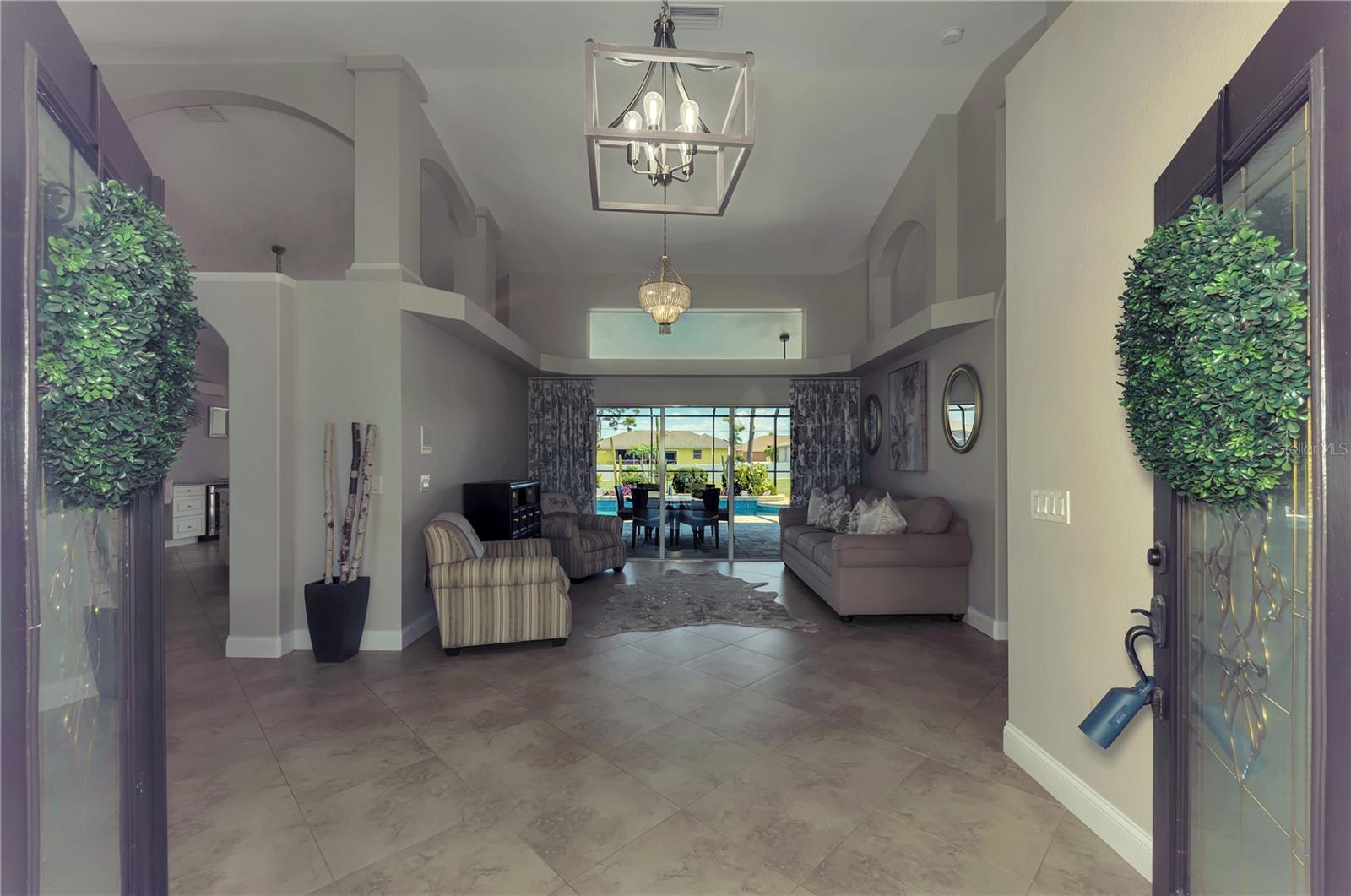 Image 11 of 74 For 202 Rotonda Boulevard N