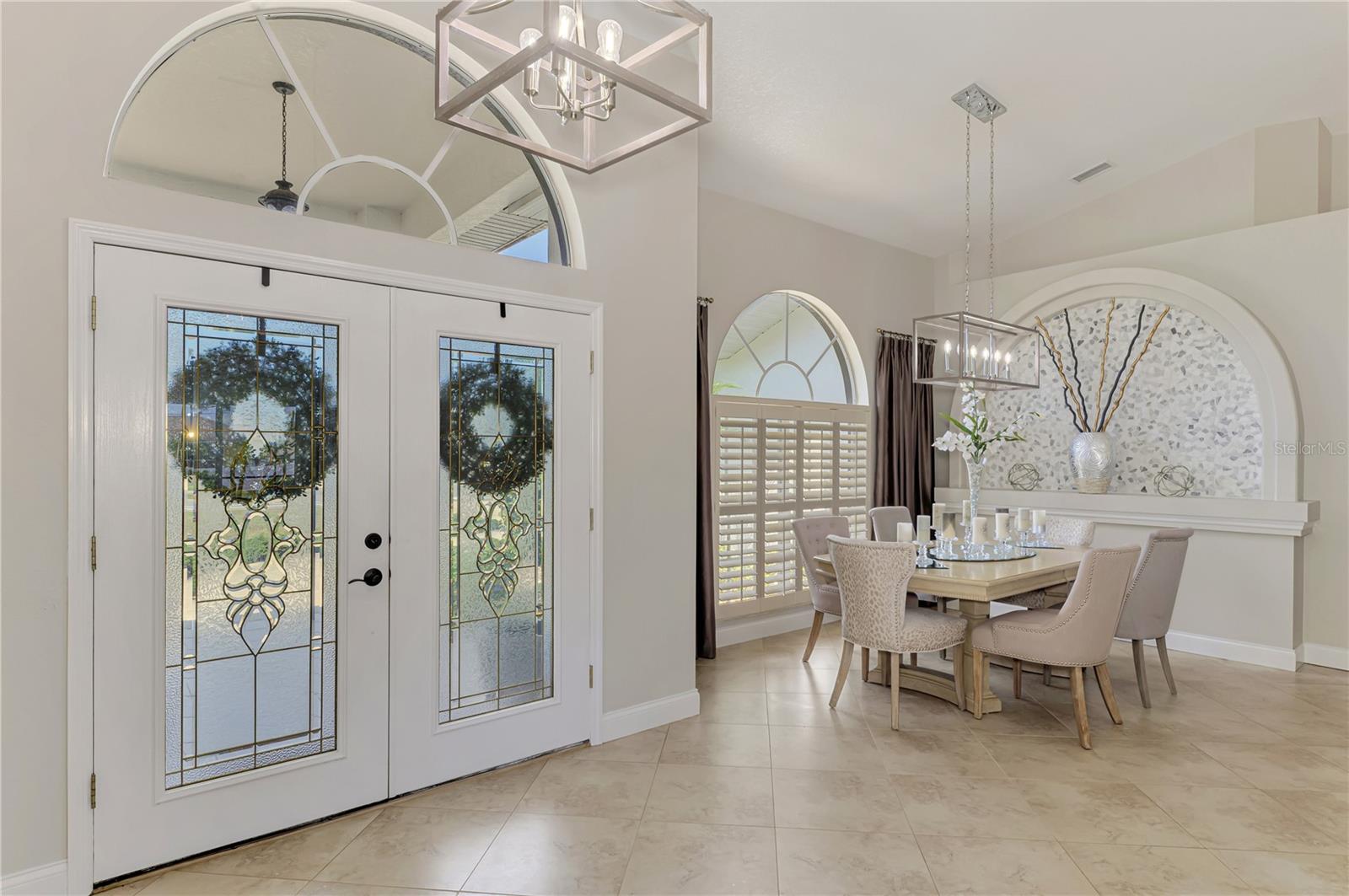 Image 13 of 74 For 202 Rotonda Boulevard N