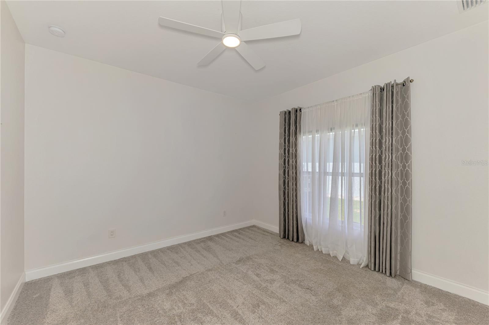 Image 49 of 74 For 202 Rotonda Boulevard N