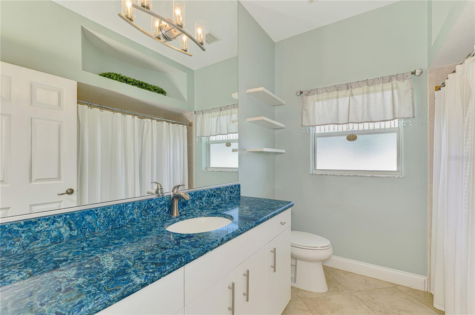 Image 51 of 74 For 202 Rotonda Boulevard N