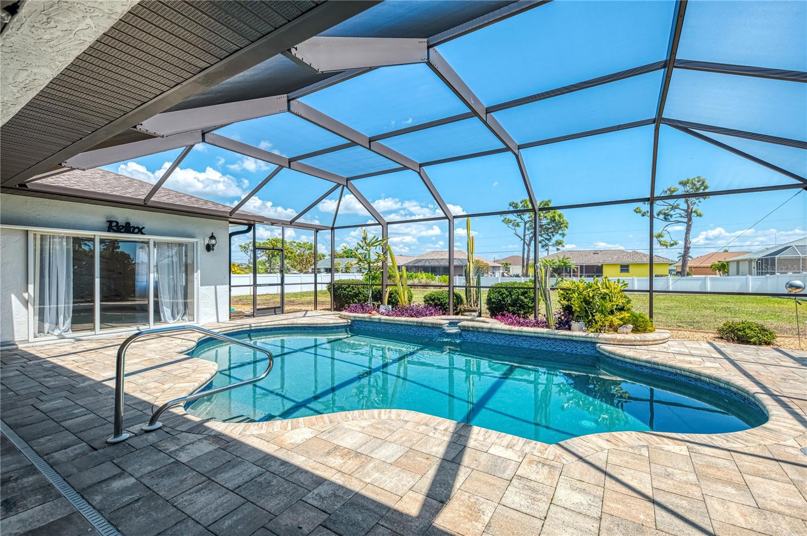 Image 58 of 74 For 202 Rotonda Boulevard N