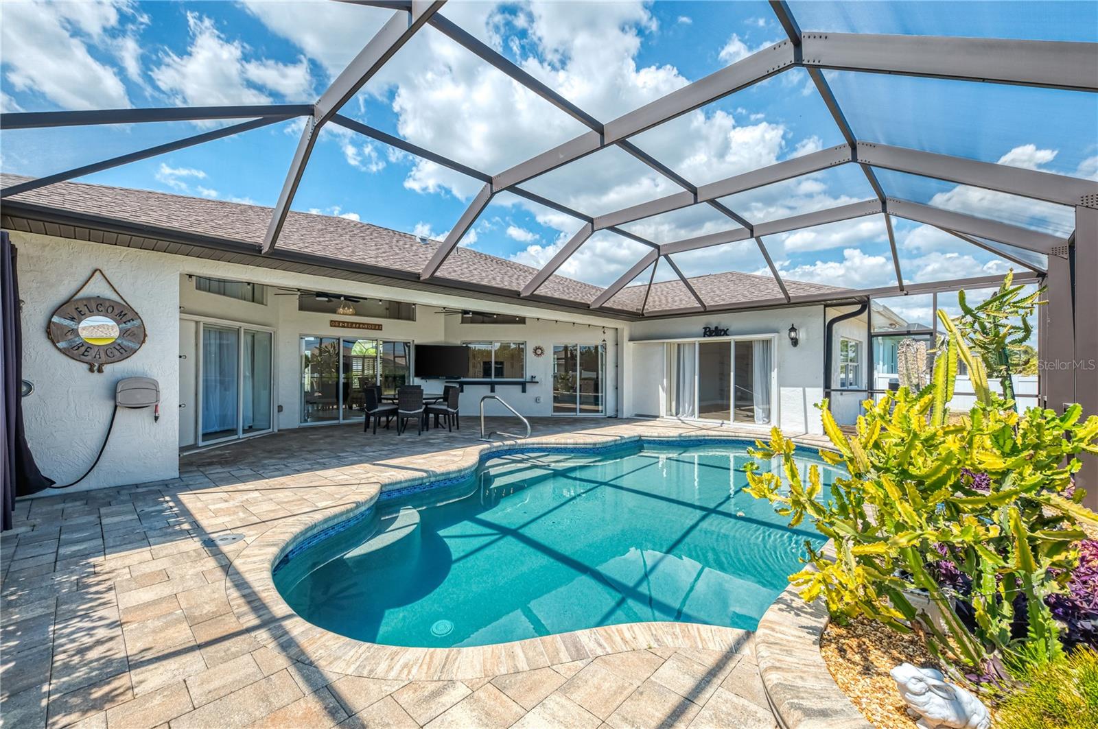 Image 59 of 74 For 202 Rotonda Boulevard N