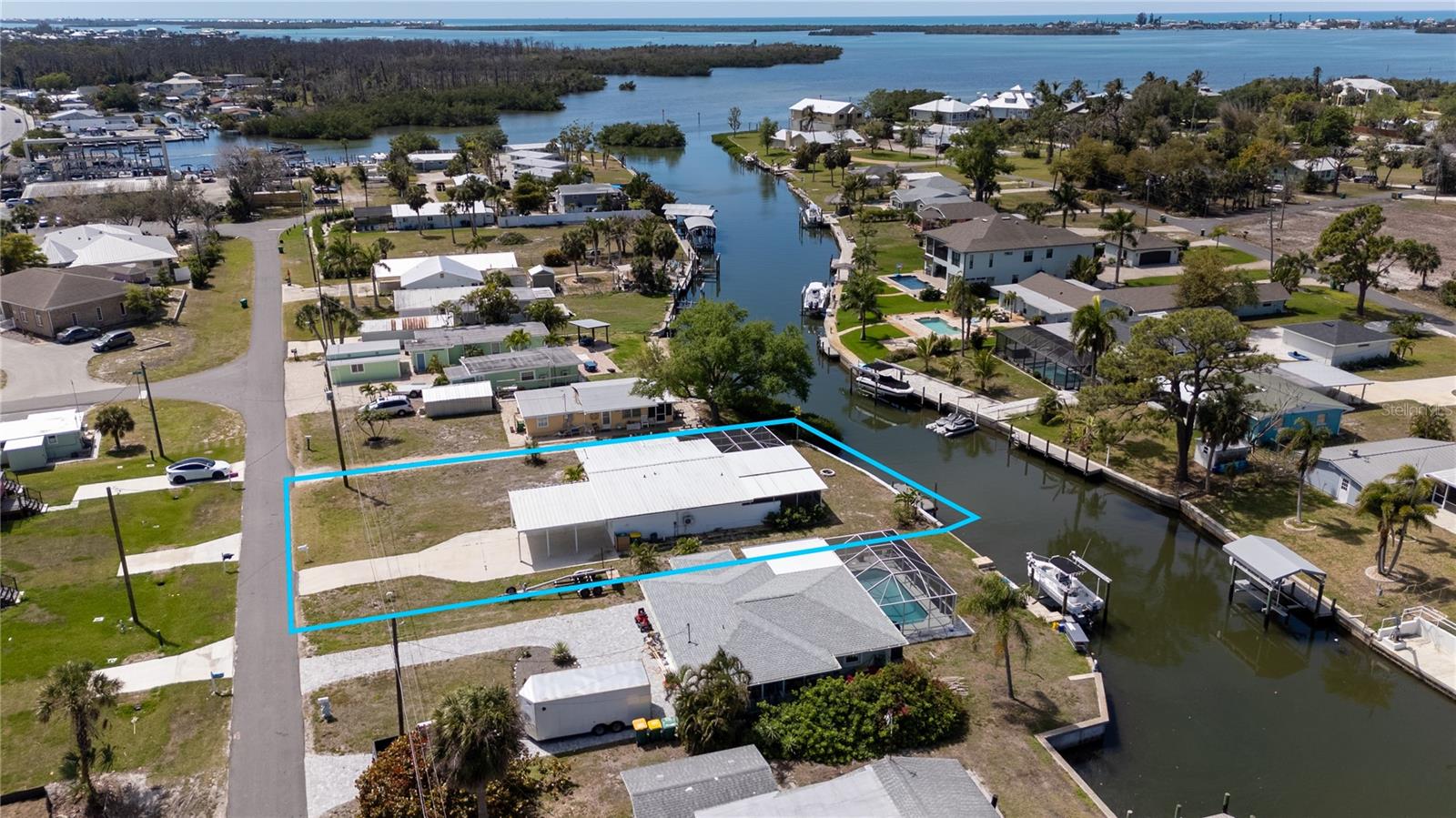 Image 38 of 41 For 1750 Winstan Avenue