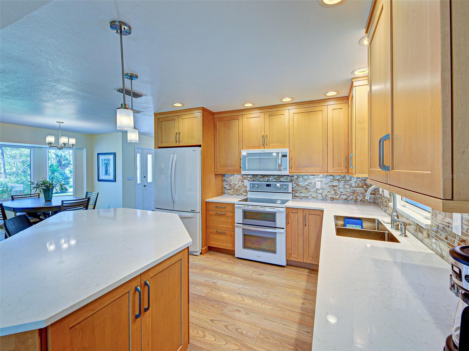 Image 14 of 60 For 940 Brengle Avenue