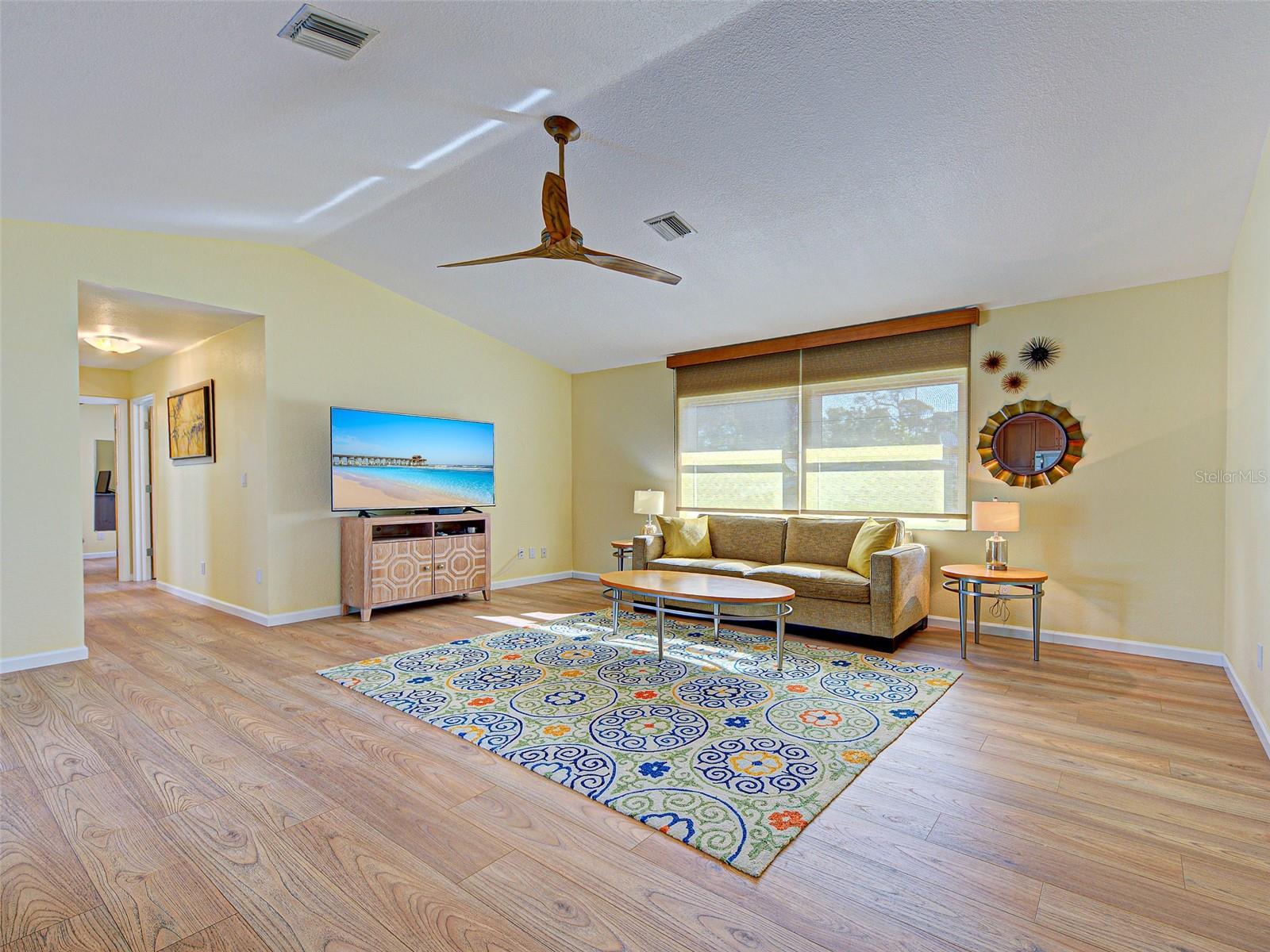 Image 21 of 60 For 940 Brengle Avenue