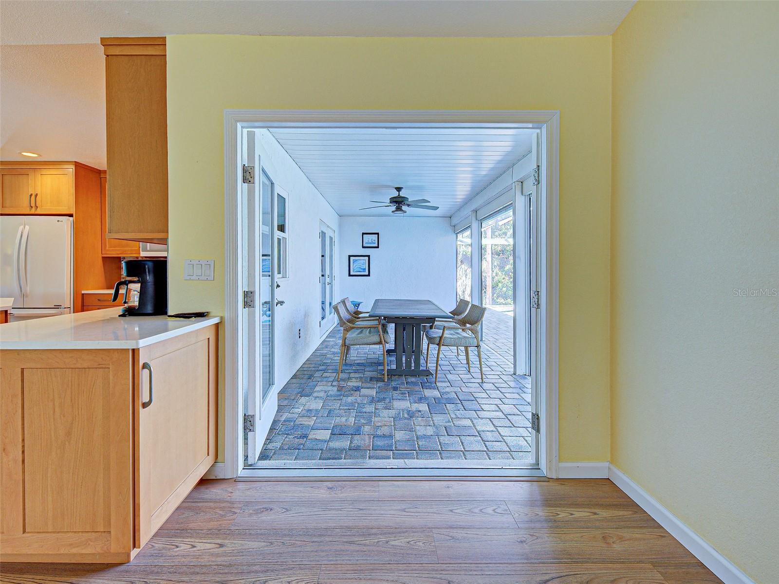 Image 22 of 60 For 940 Brengle Avenue