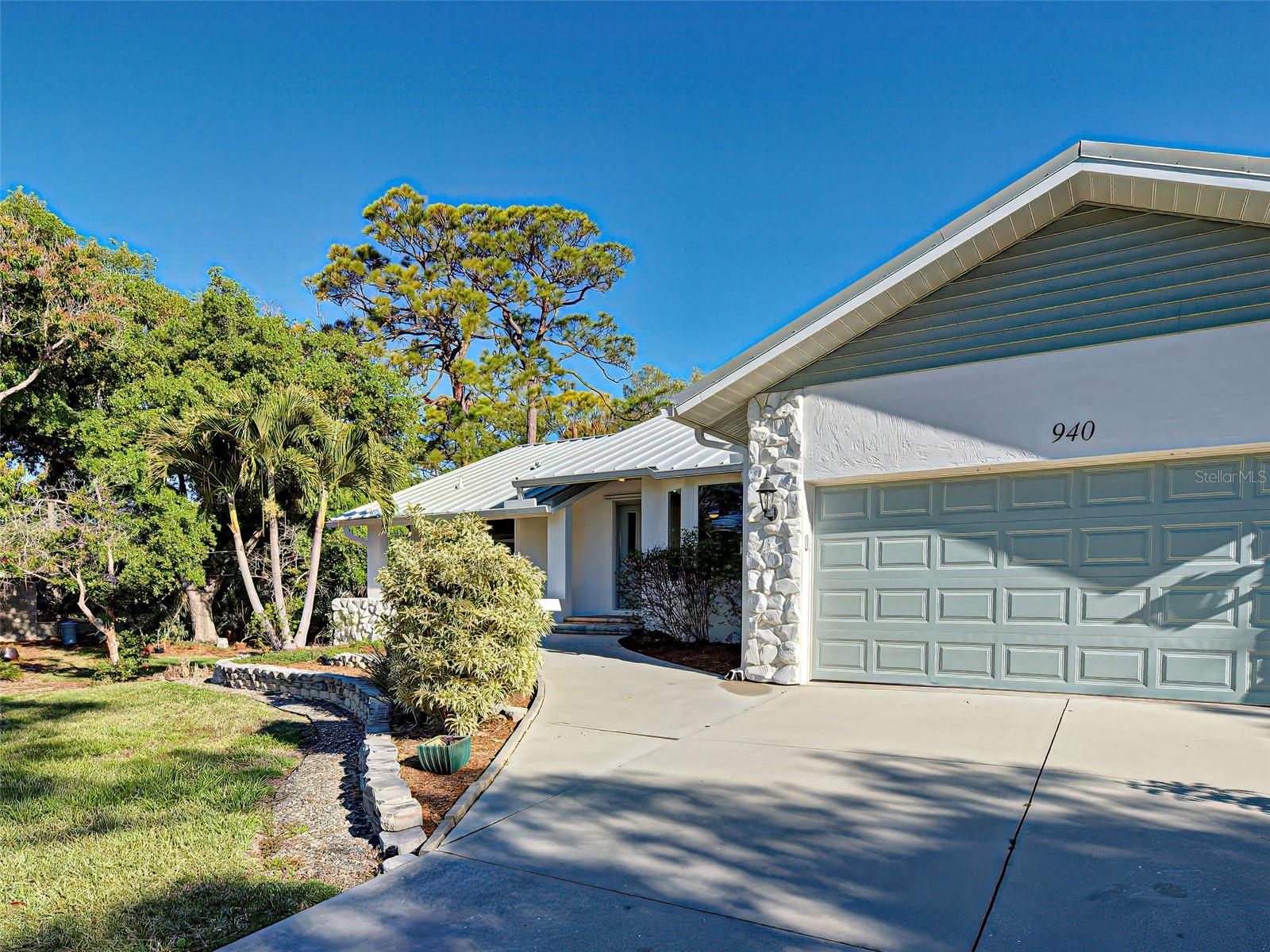 Image 3 of 60 For 940 Brengle Avenue