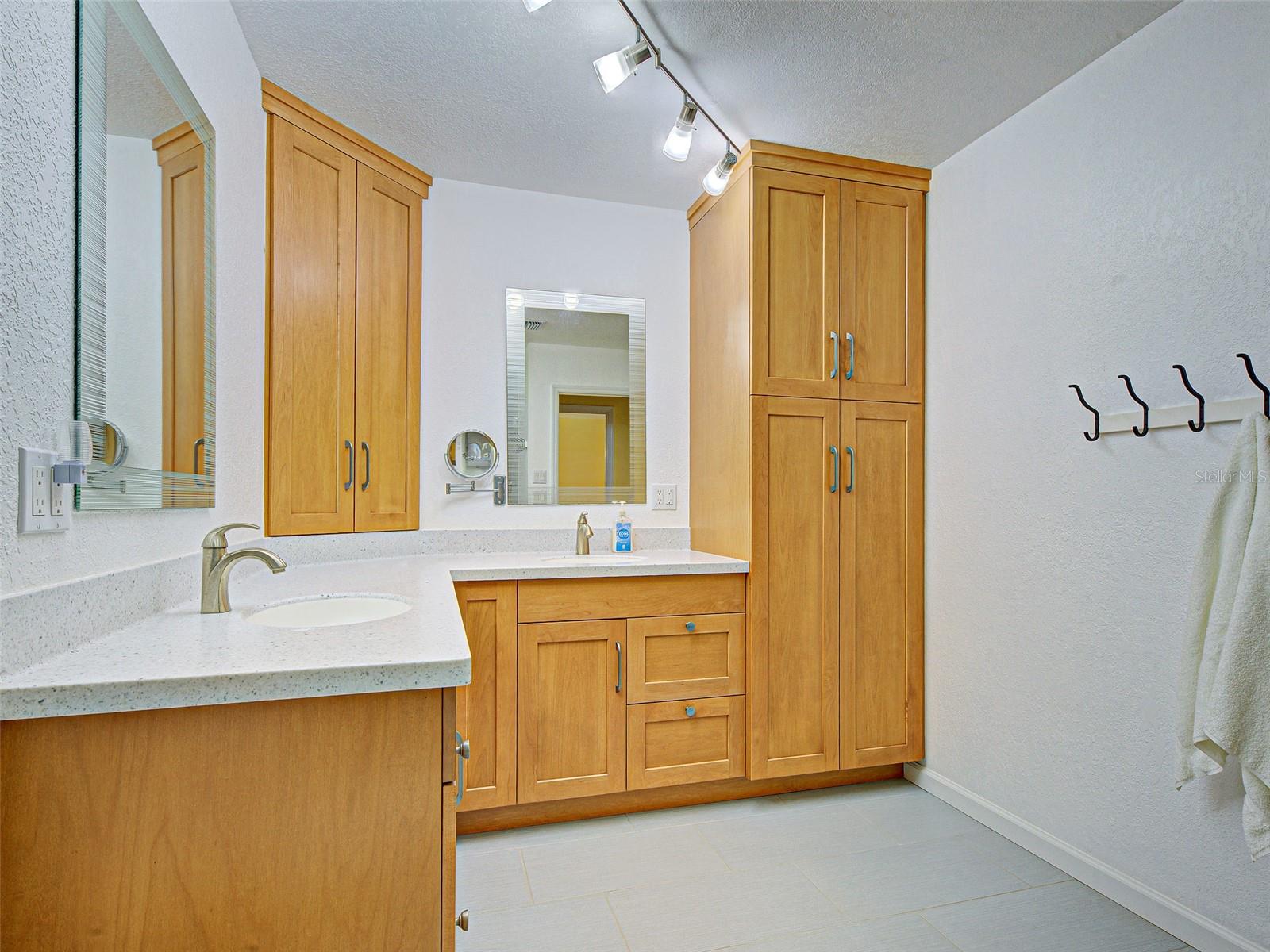 Image 31 of 60 For 940 Brengle Avenue