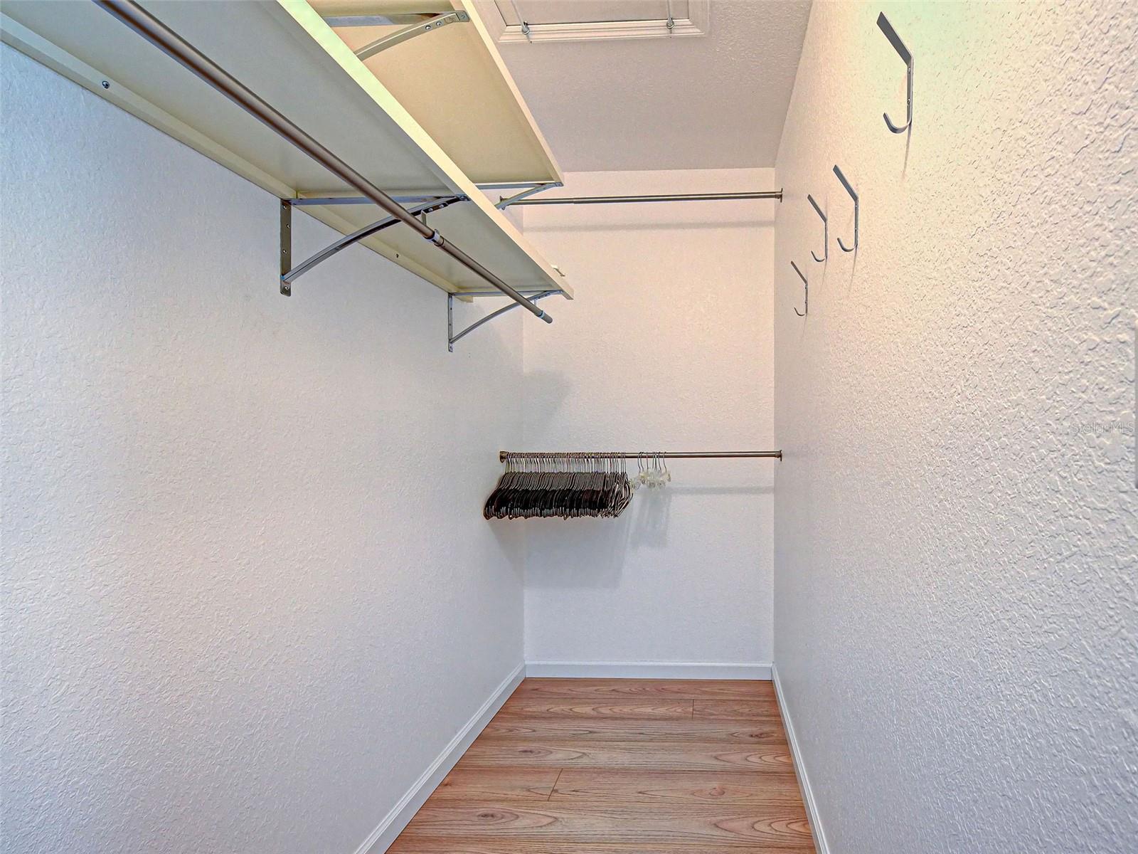 Image 33 of 60 For 940 Brengle Avenue