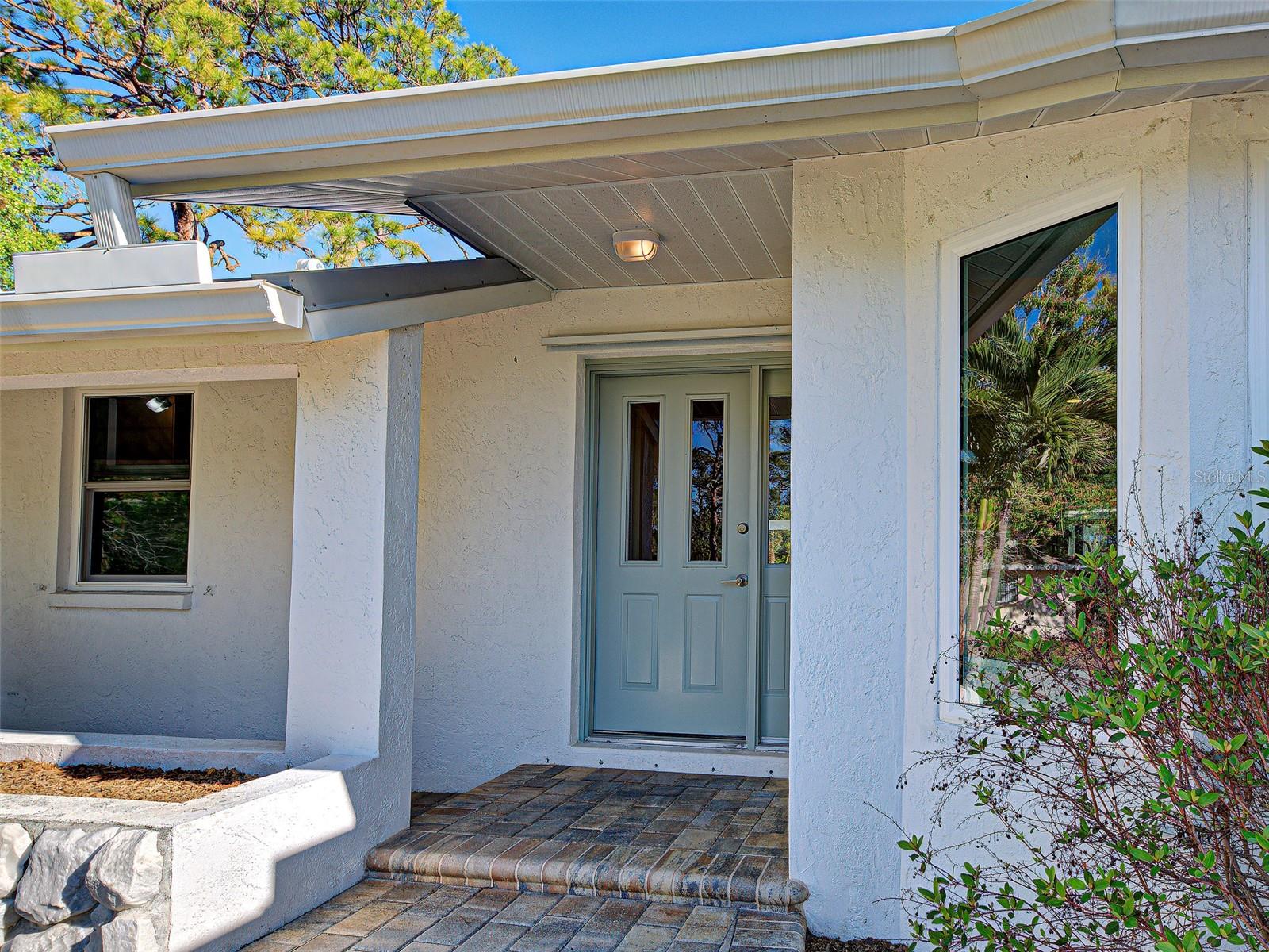 Image 4 of 60 For 940 Brengle Avenue