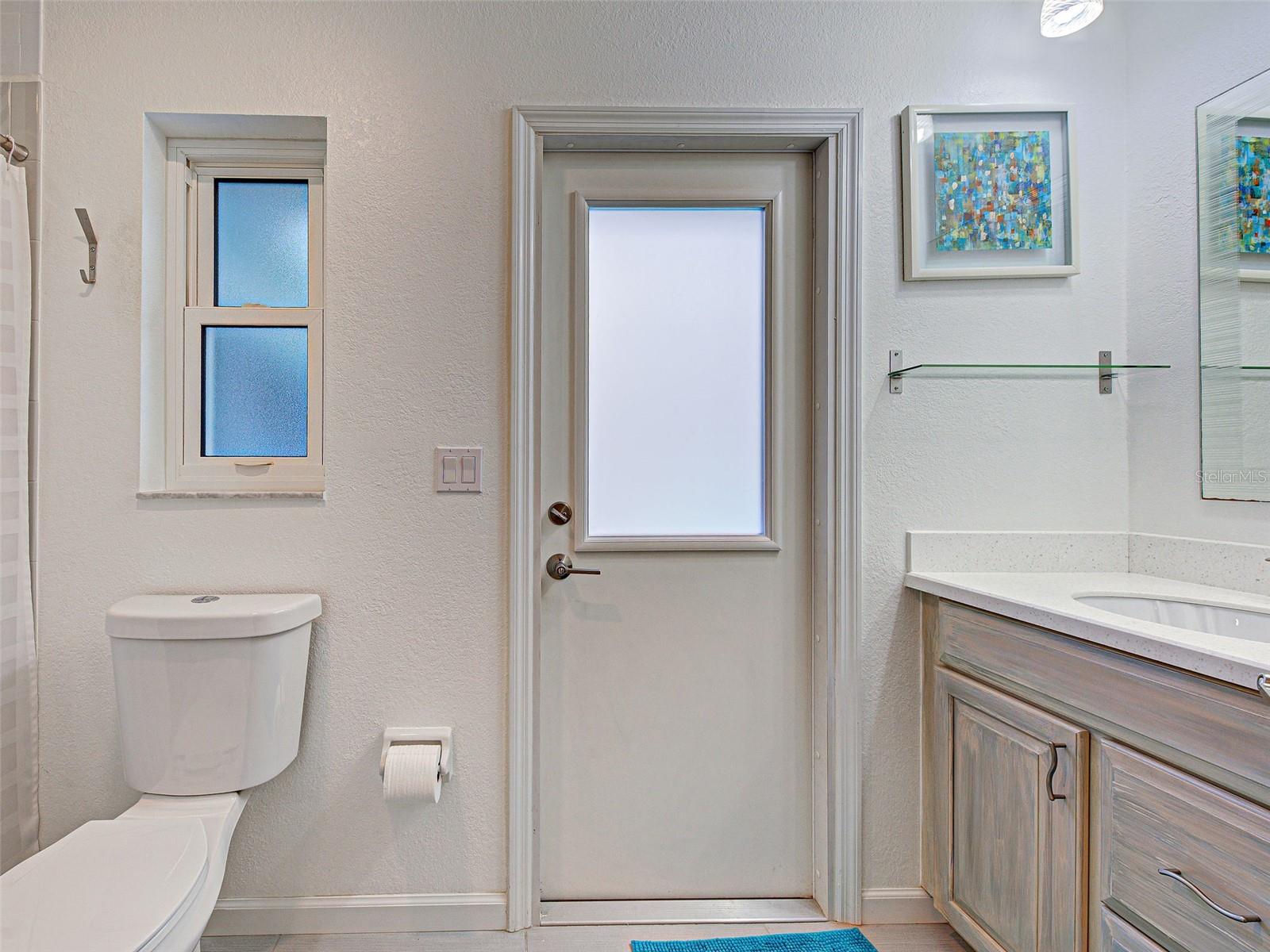 Image 41 of 60 For 940 Brengle Avenue