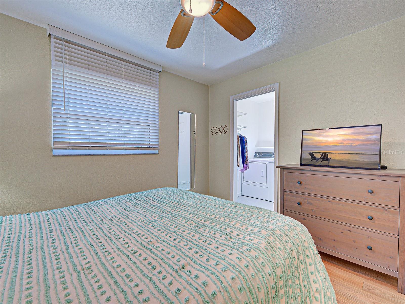 Image 43 of 60 For 940 Brengle Avenue