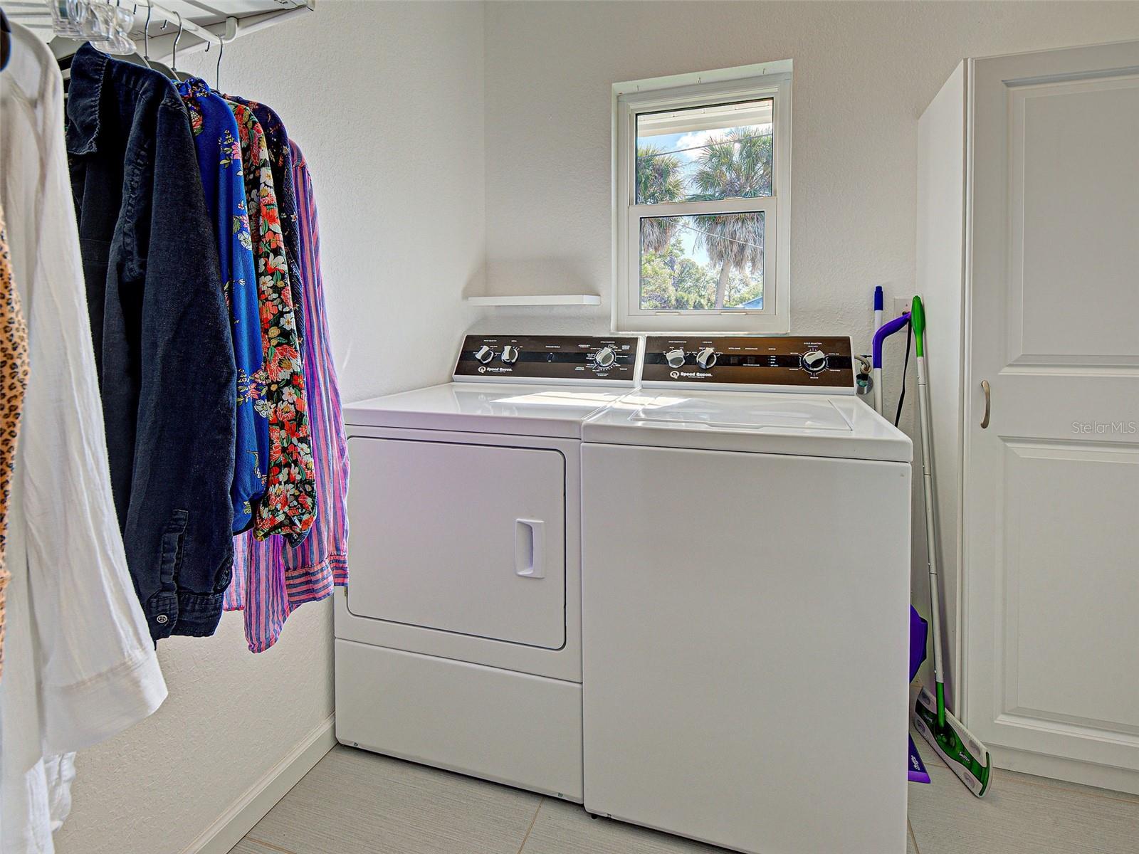 Image 46 of 60 For 940 Brengle Avenue