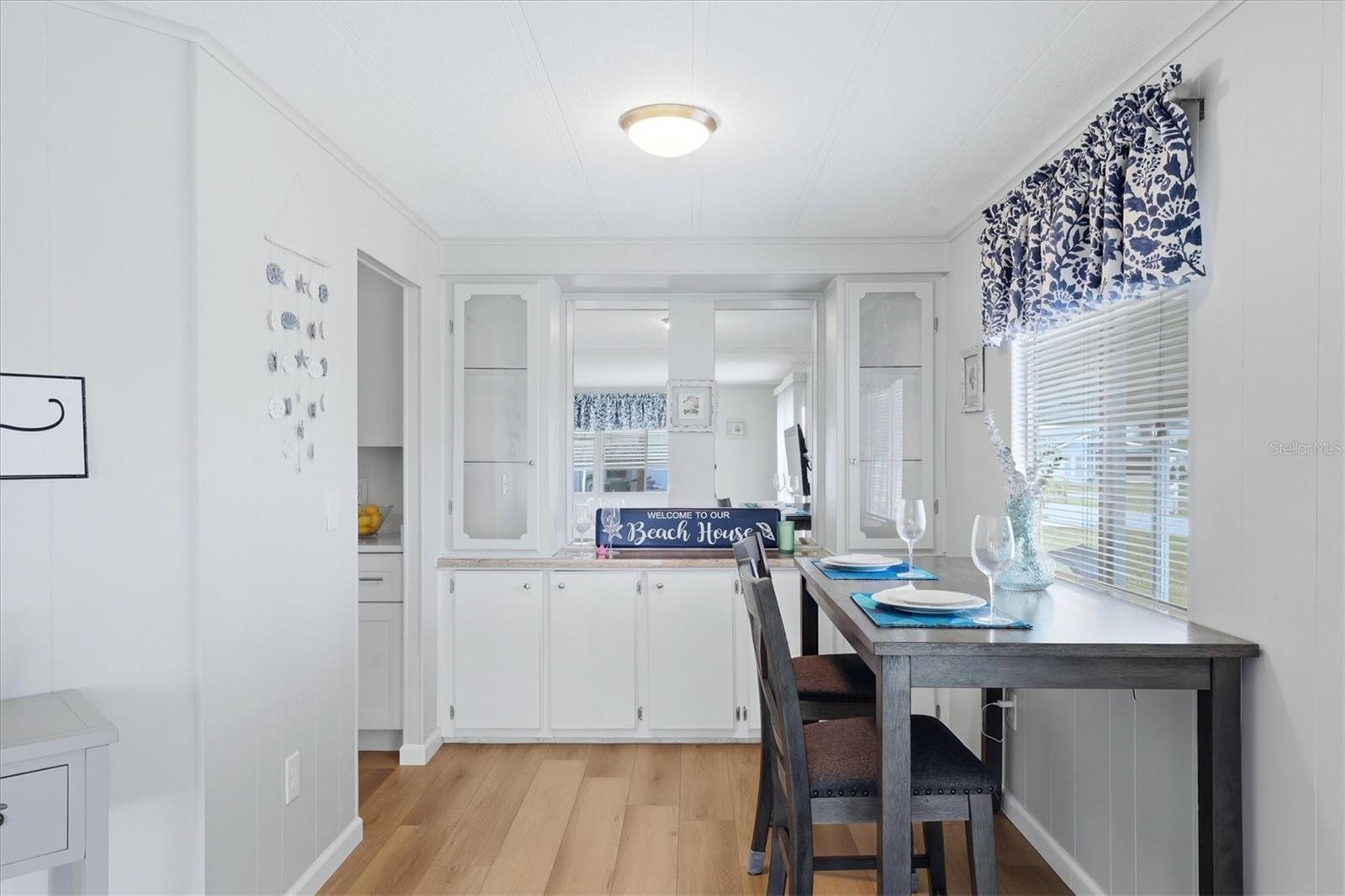 Image 11 of 32 For 240 Via De Luna