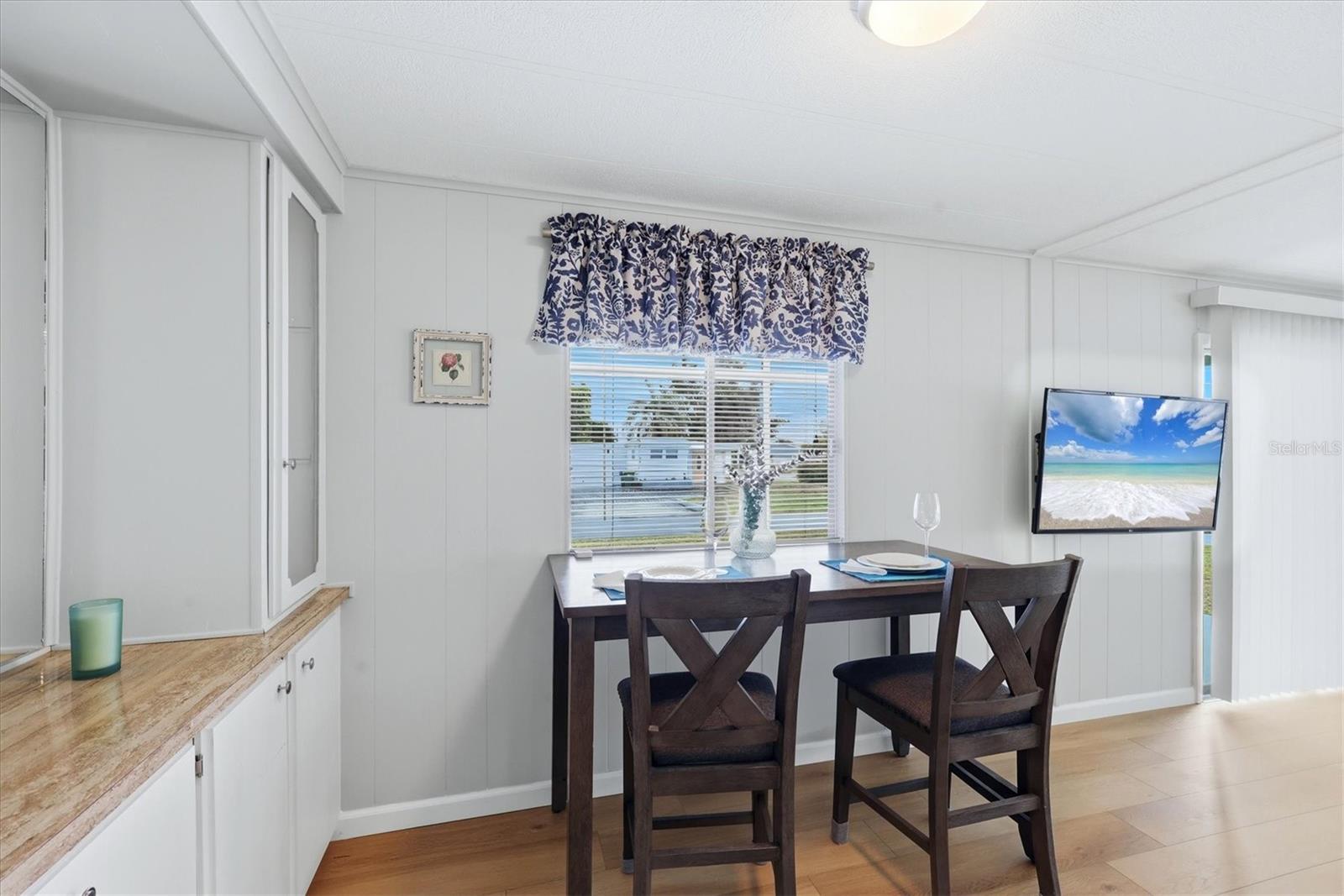 Image 12 of 32 For 240 Via De Luna