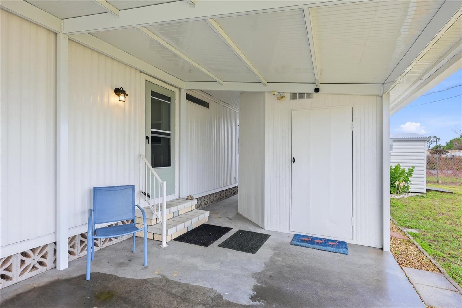 Image 30 of 32 For 240 Via De Luna