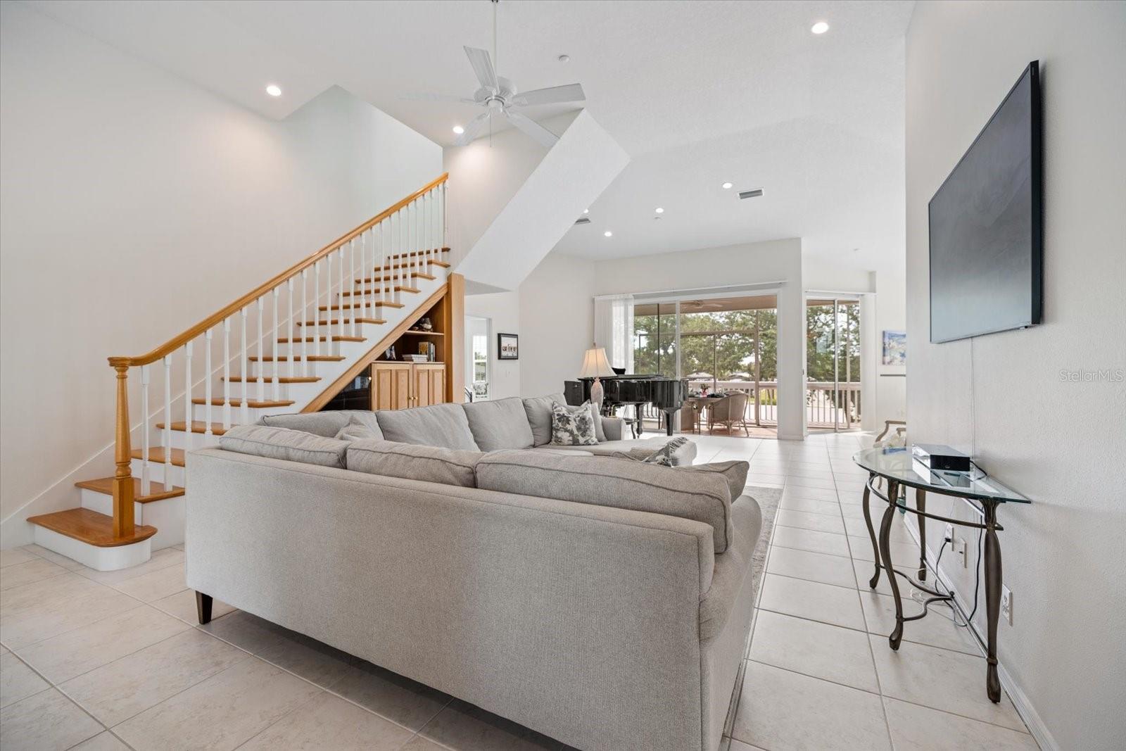 Image 16 of 56 For 9181 Lake Drive