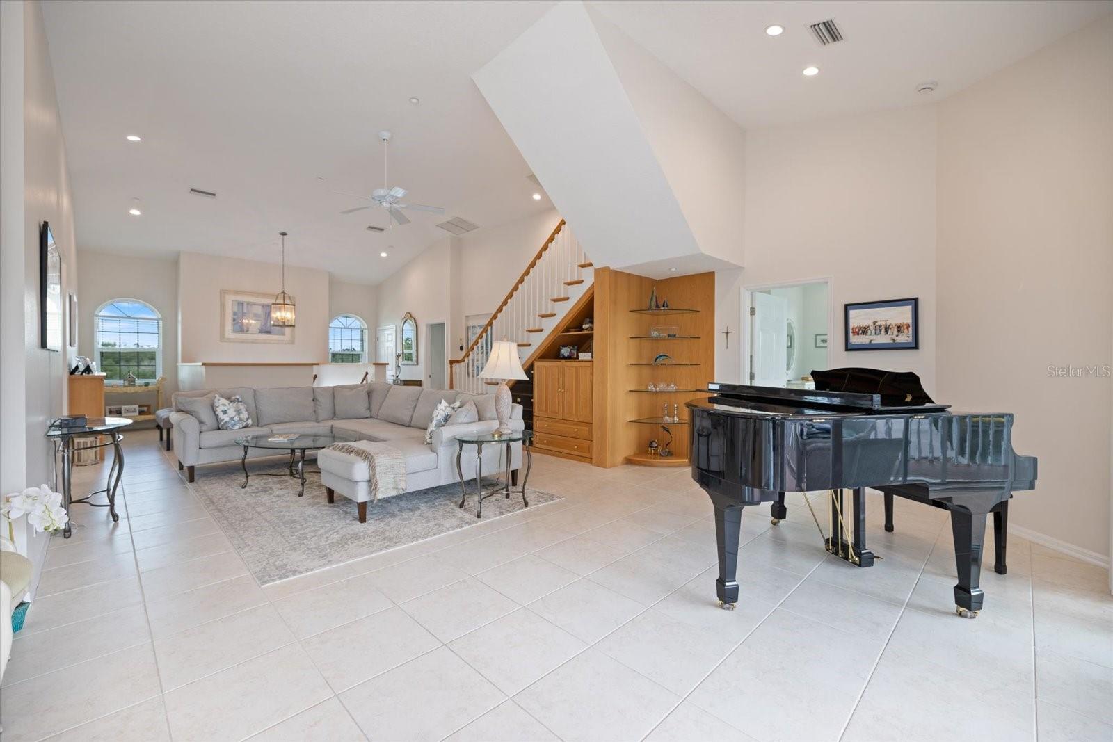 Image 17 of 56 For 9181 Lake Drive