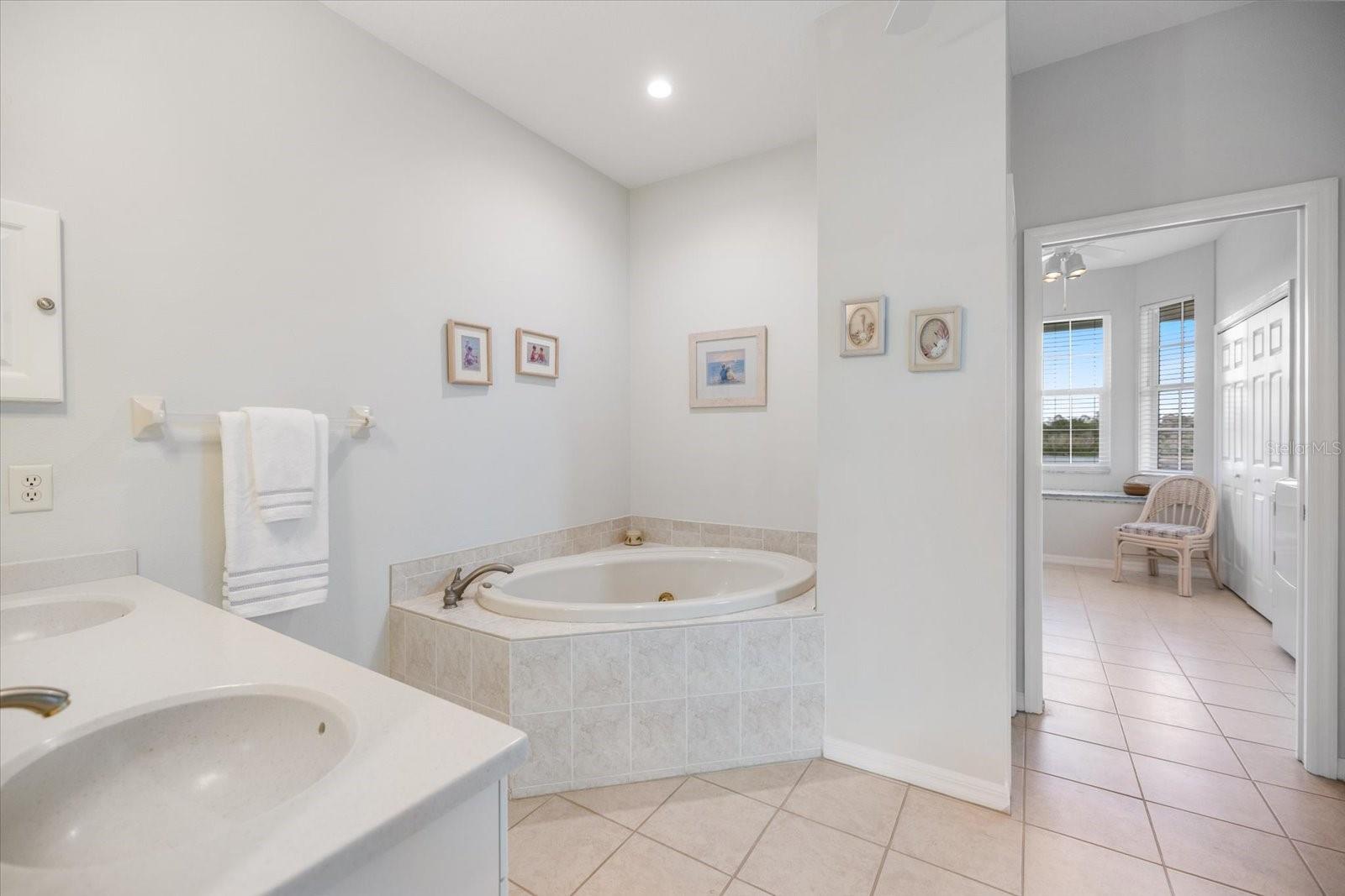 Image 28 of 56 For 9181 Lake Drive