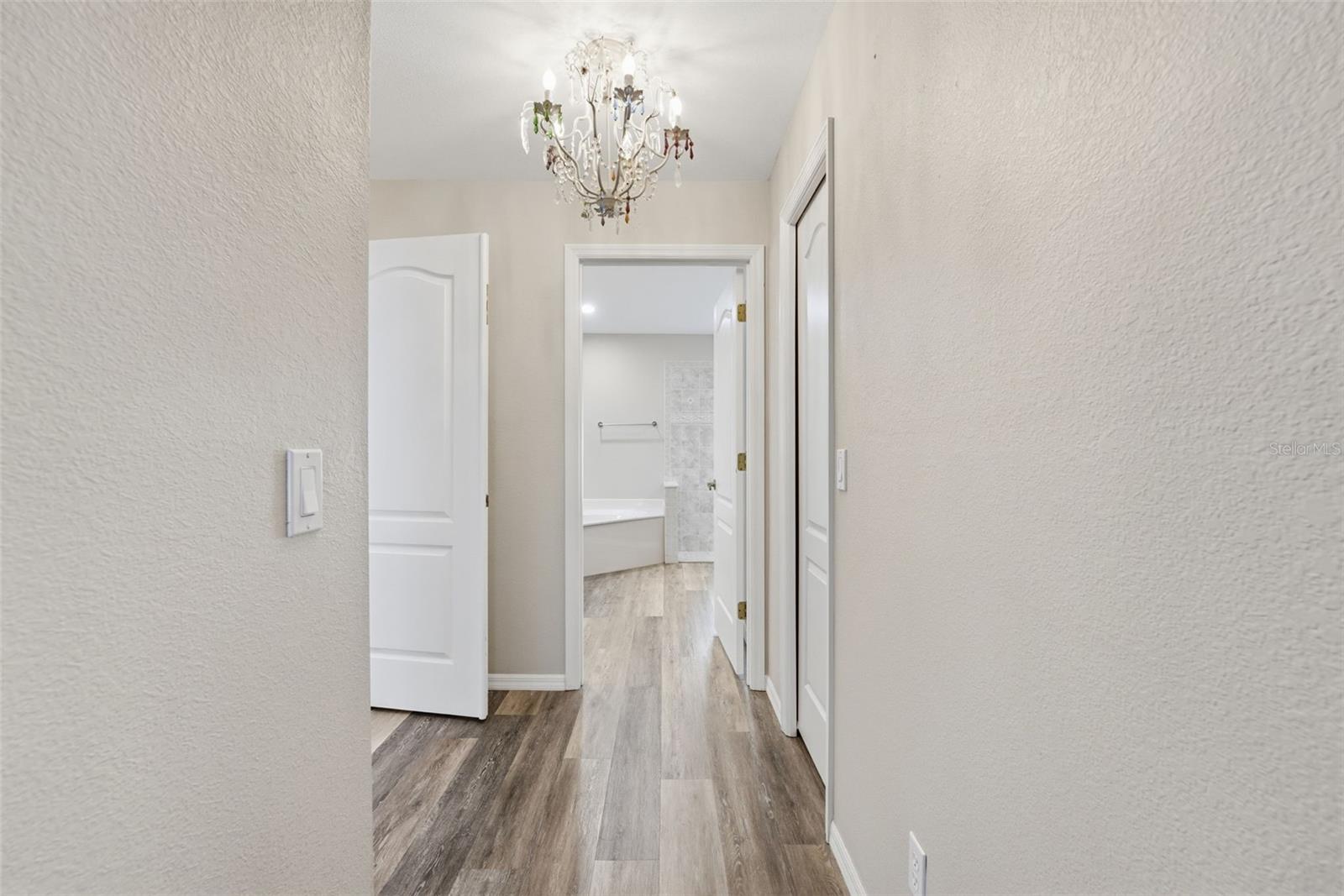 Image 22 of 59 For 231 Broadmoor Lane