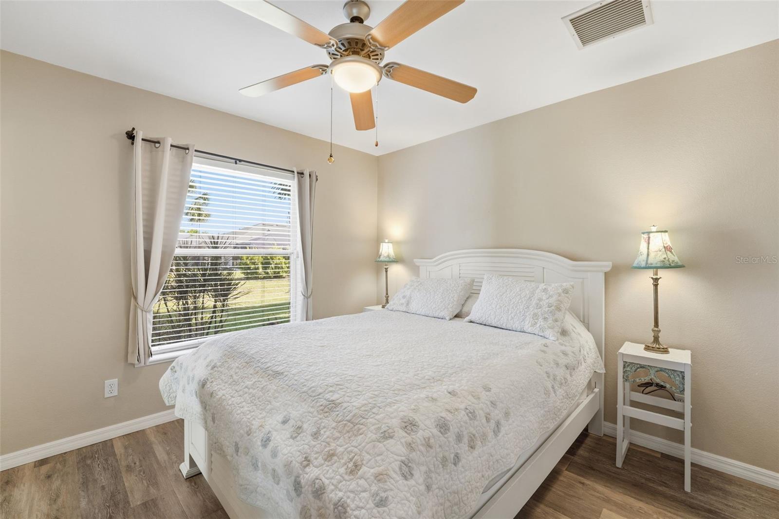 Image 28 of 59 For 231 Broadmoor Lane