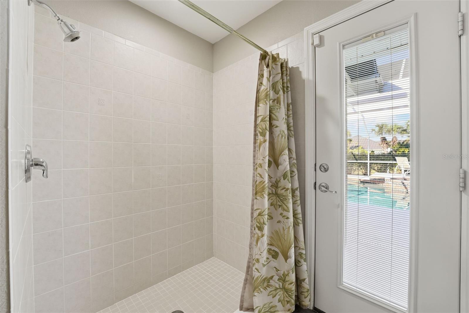 Image 32 of 59 For 231 Broadmoor Lane