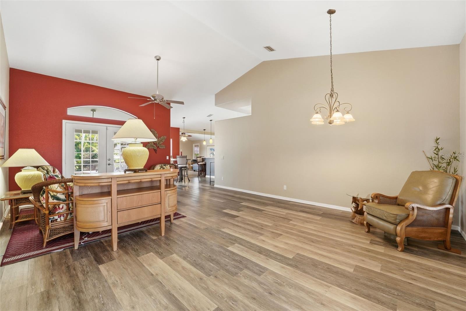 Image 6 of 59 For 231 Broadmoor Lane