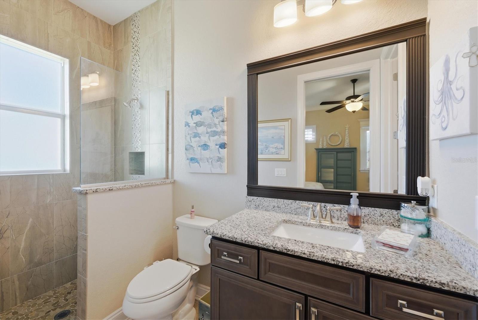 Image 25 of 48 For 14267 Artesia Avenue