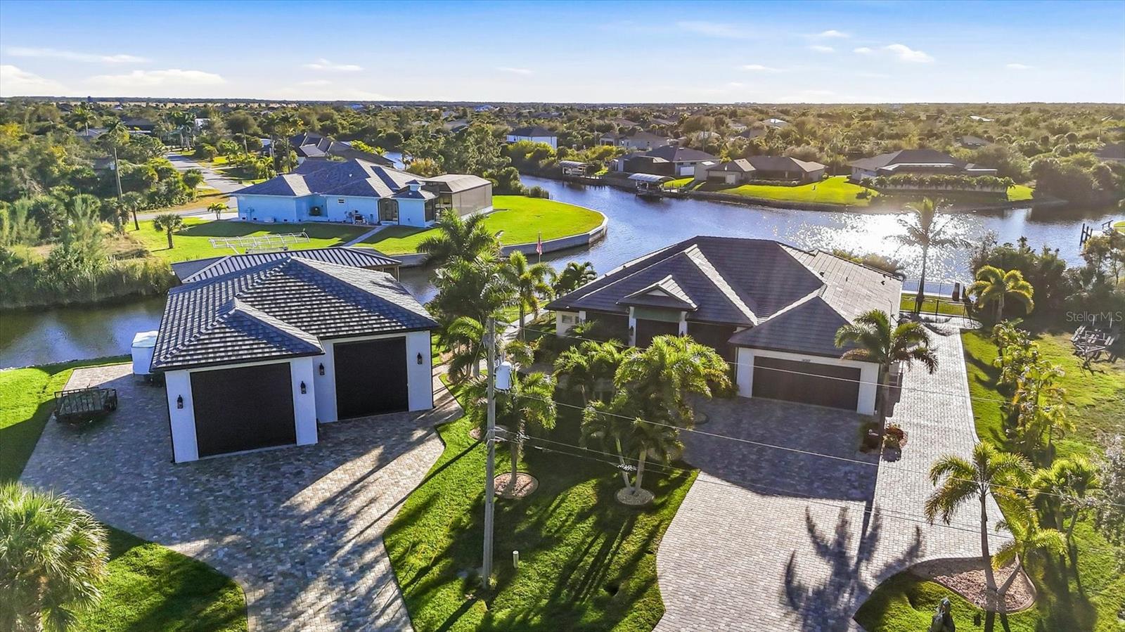 Image 3 of 48 For 14267 Artesia Avenue