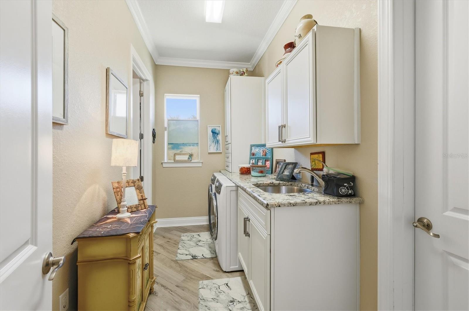 Image 30 of 48 For 14267 Artesia Avenue