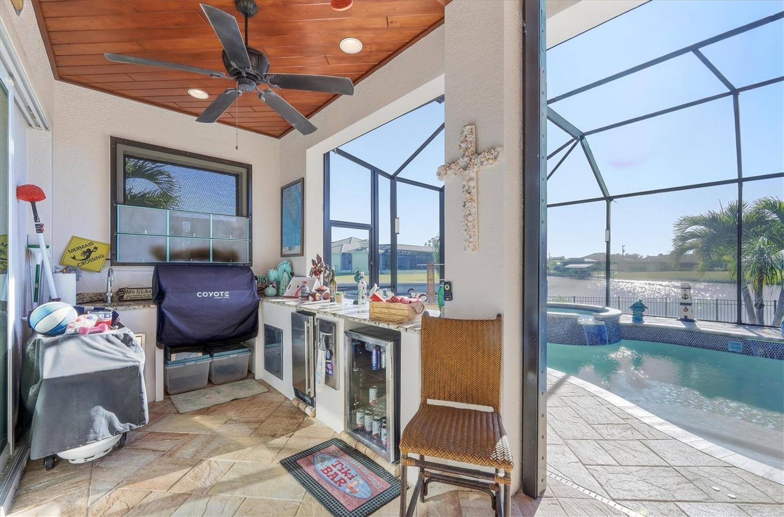 Image 32 of 48 For 14267 Artesia Avenue